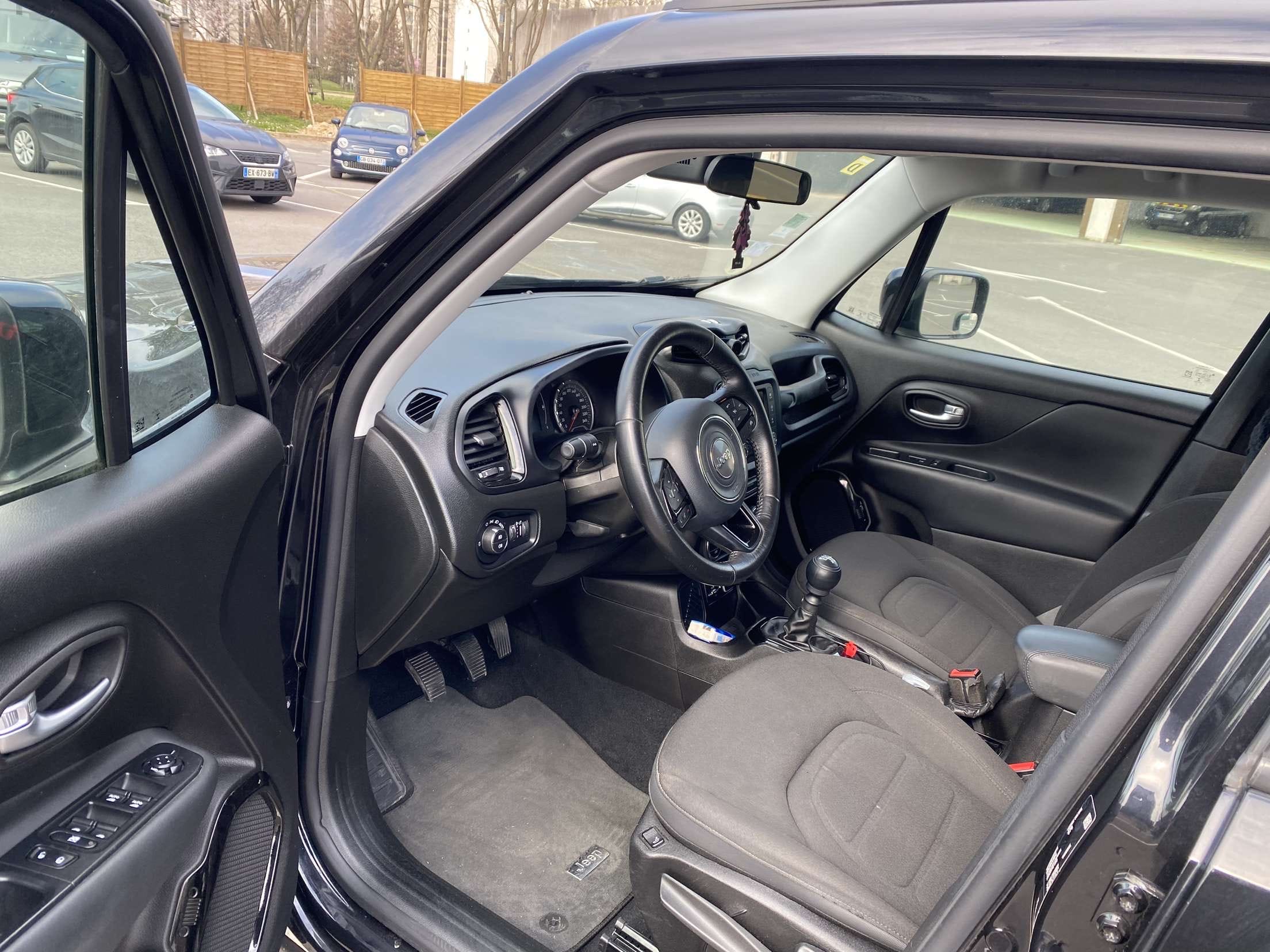 Jeep Renegade avec Audio Bluetooth