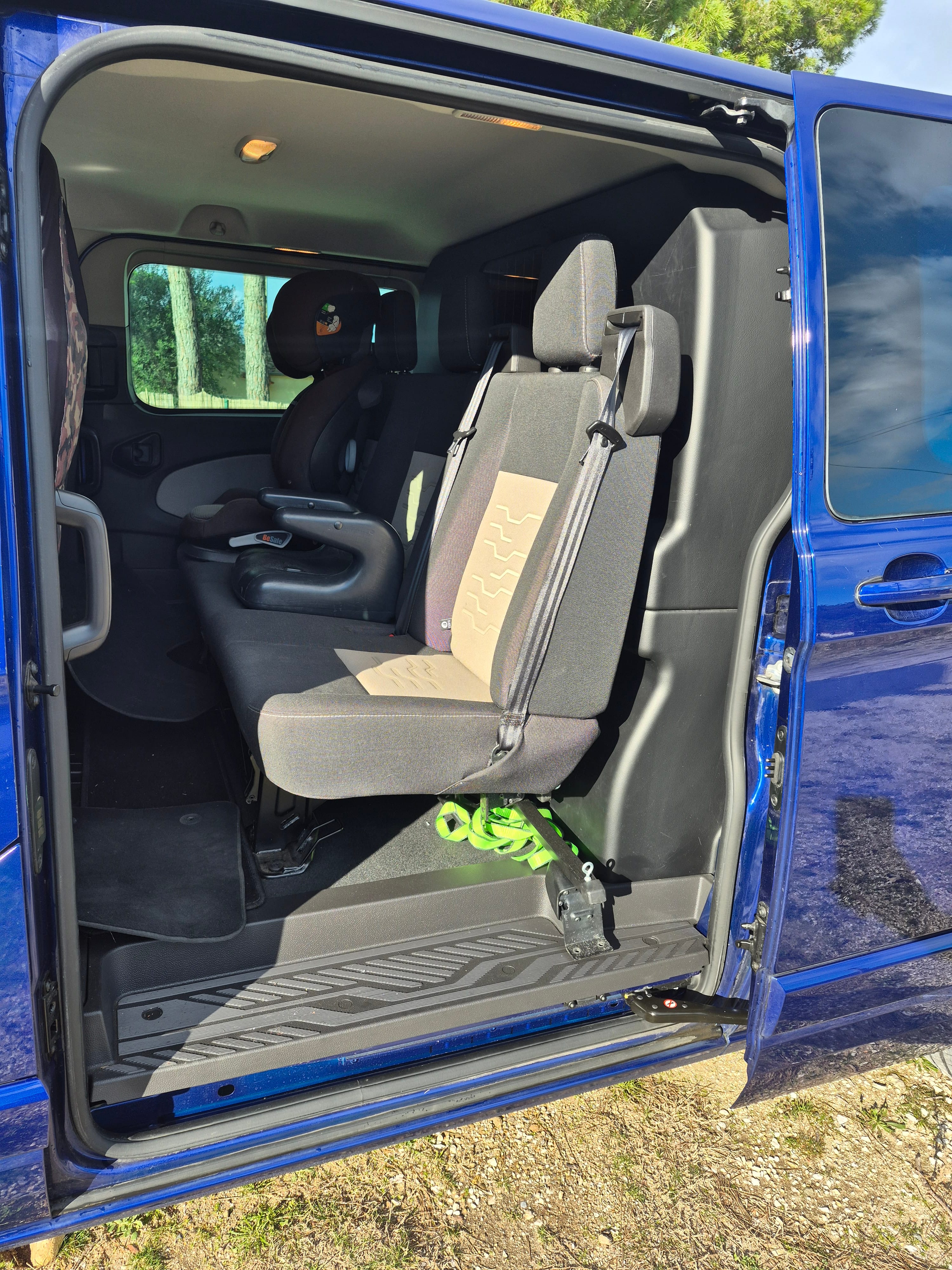 Ford Transit Custom Kombi avec Siège bébé