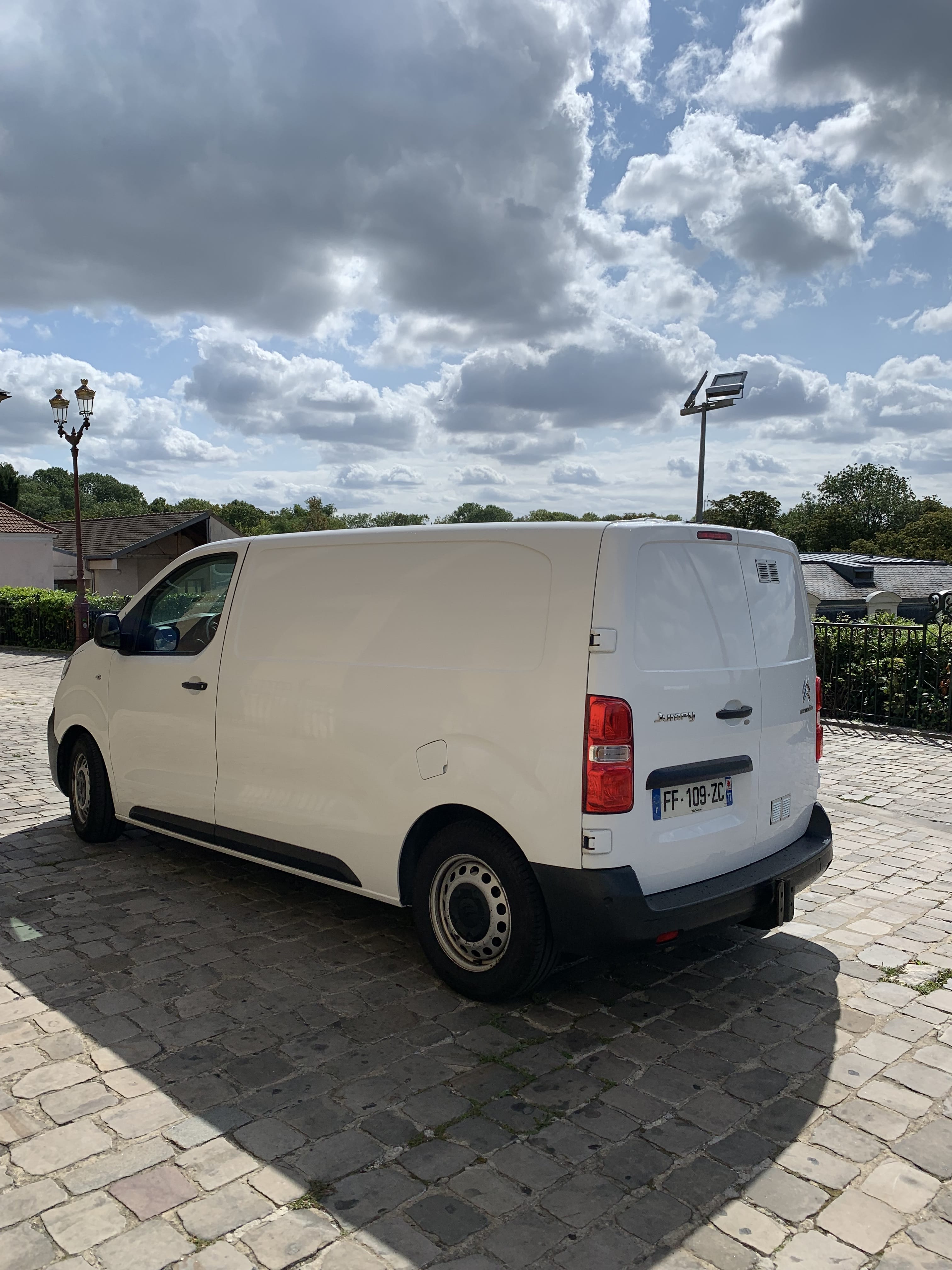 Citroen Jumpy avec GPS