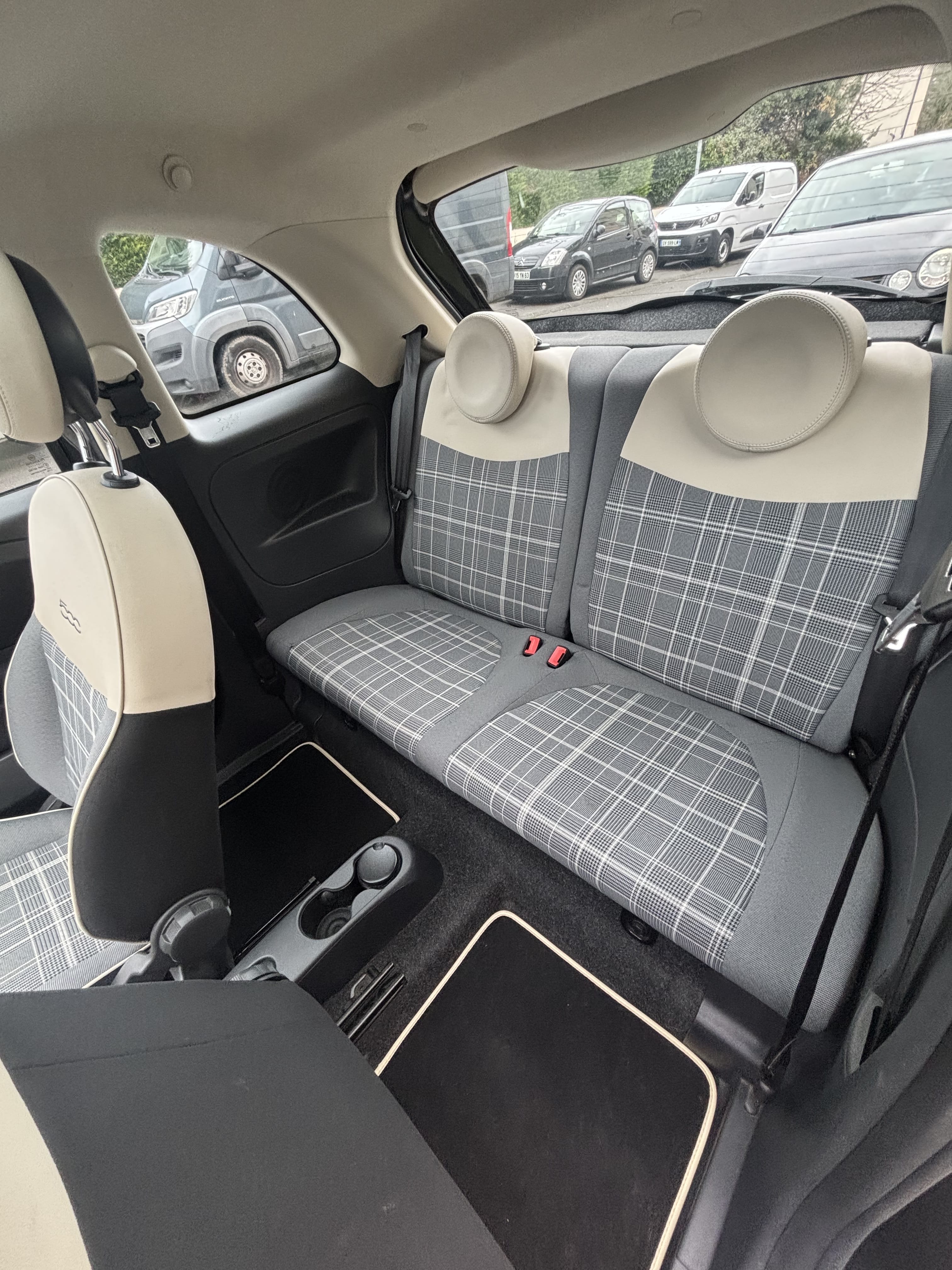 Fiat 500 Lounge avec Entrée audio / iPod