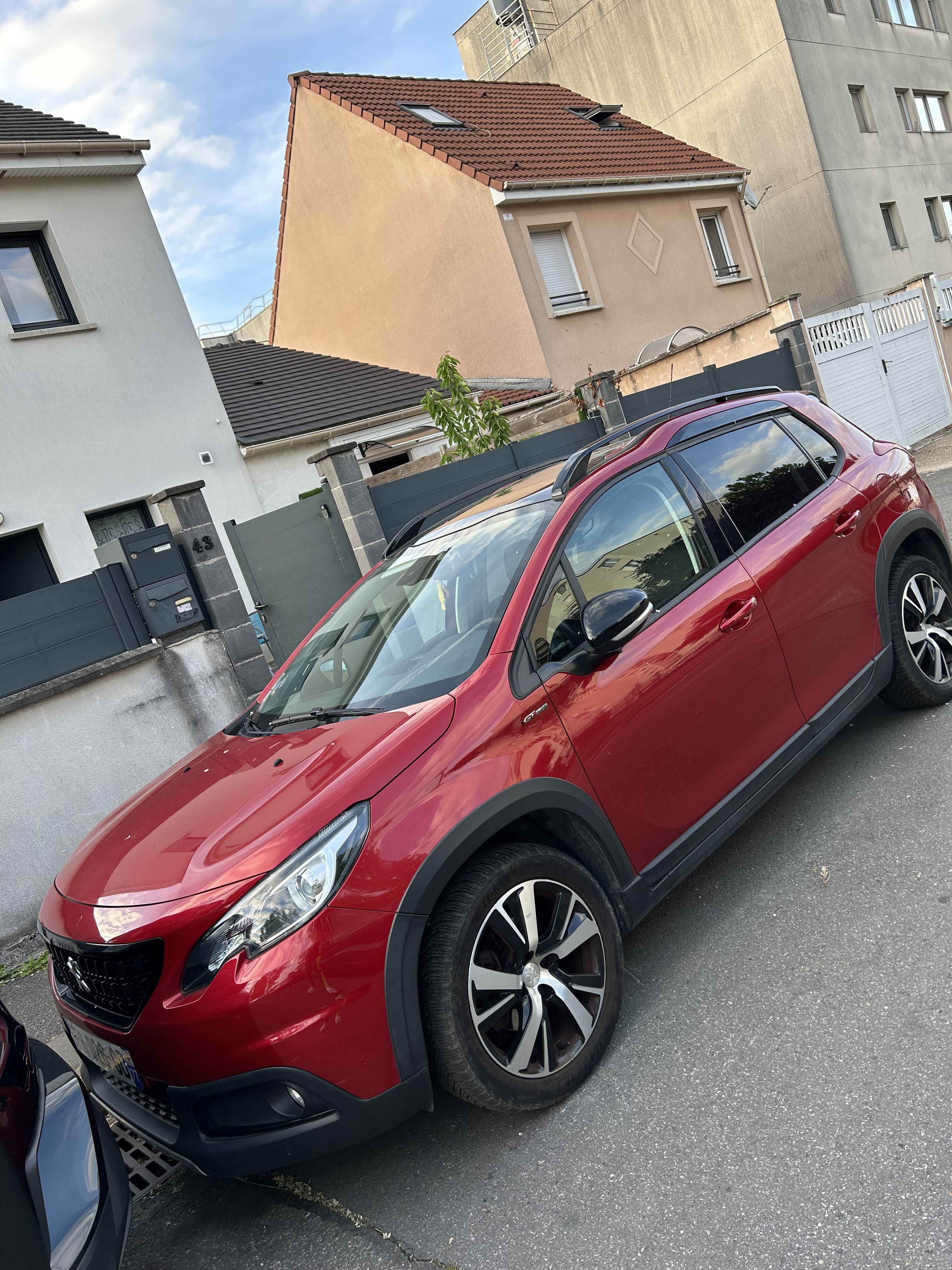 Peugeot 2008, 2019, Essence 98, automatique