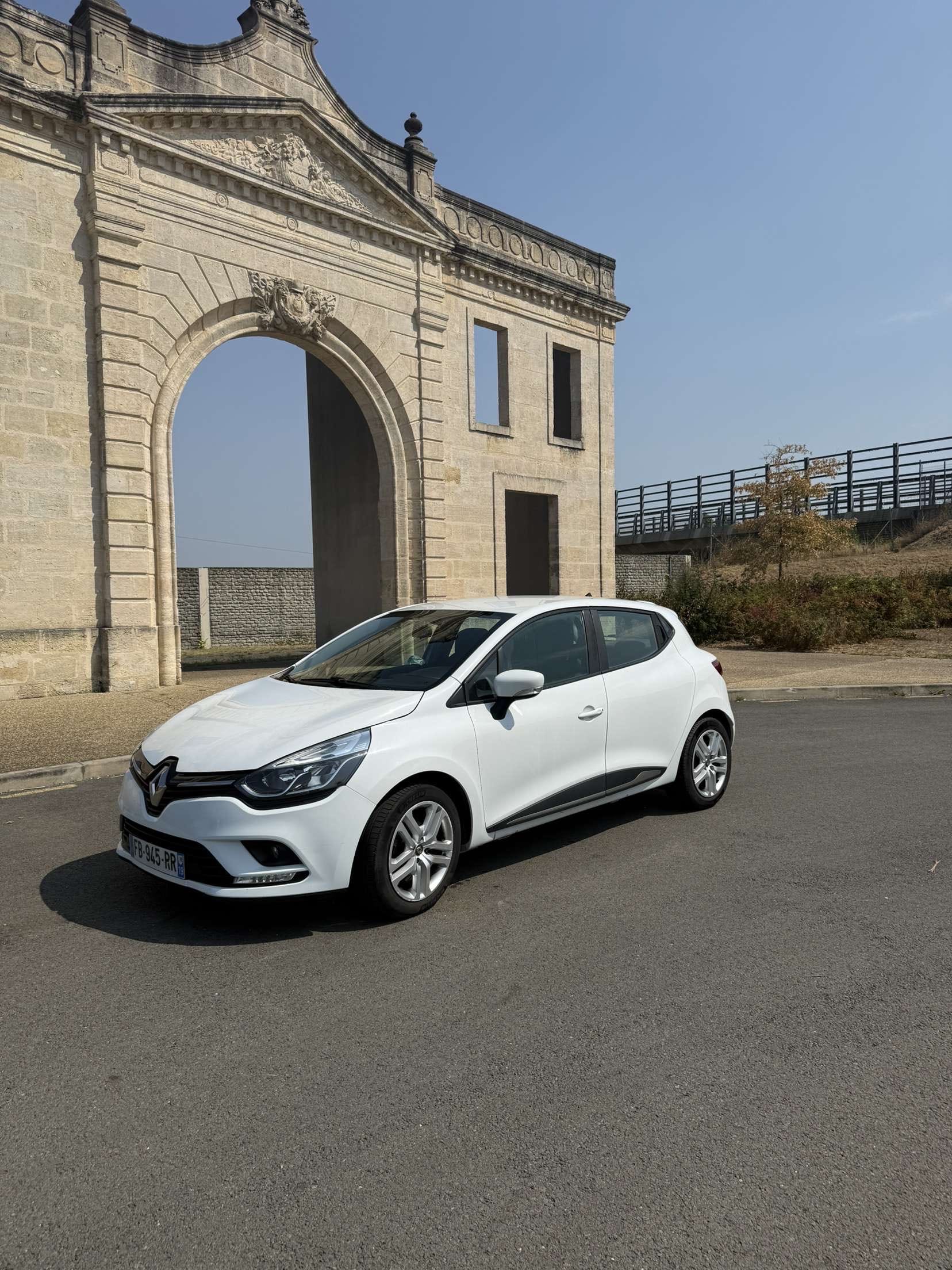 Renault Clio avec Régulateur de vitesse