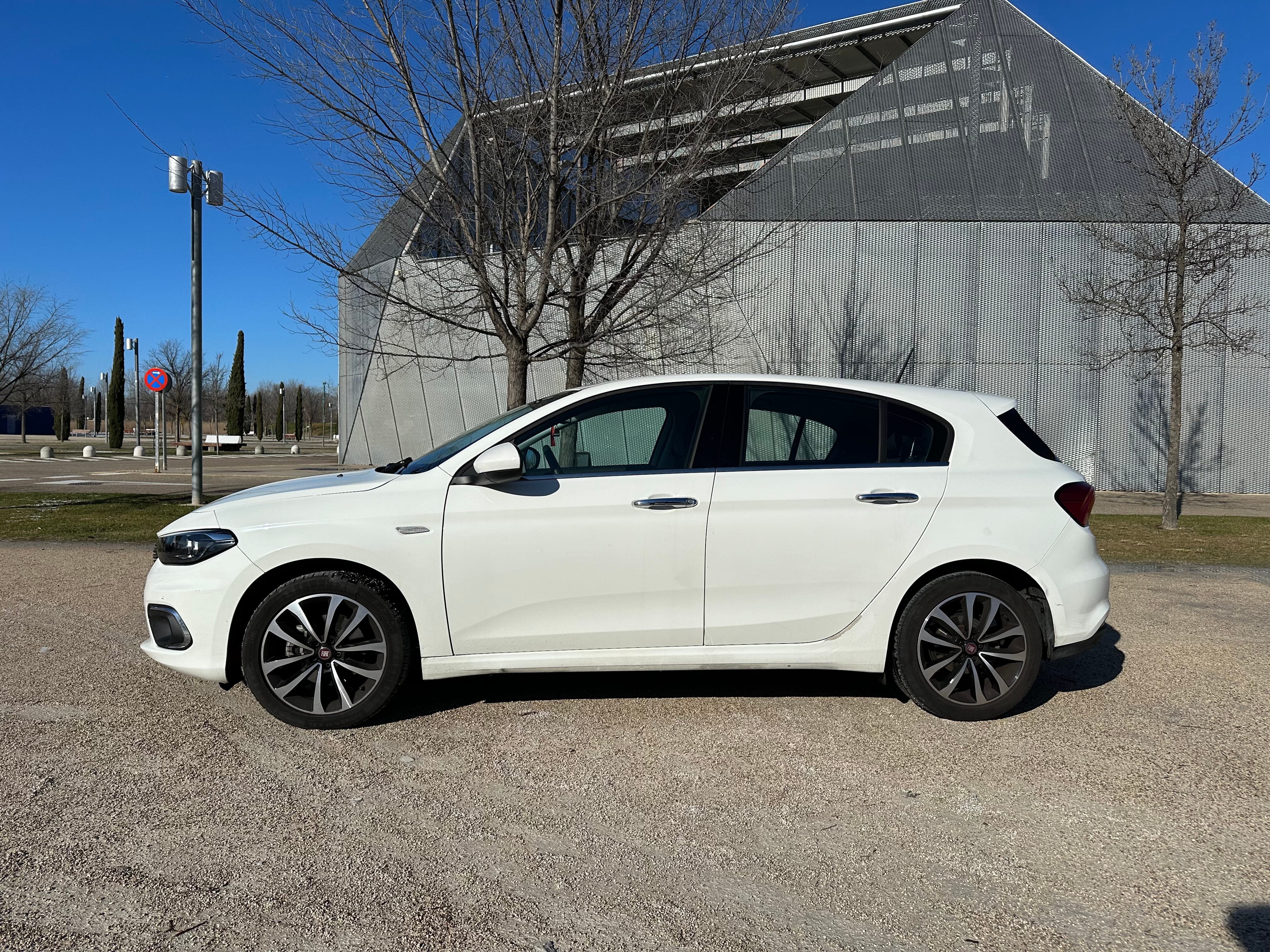 Fiat Tipo con Aire acondicionado