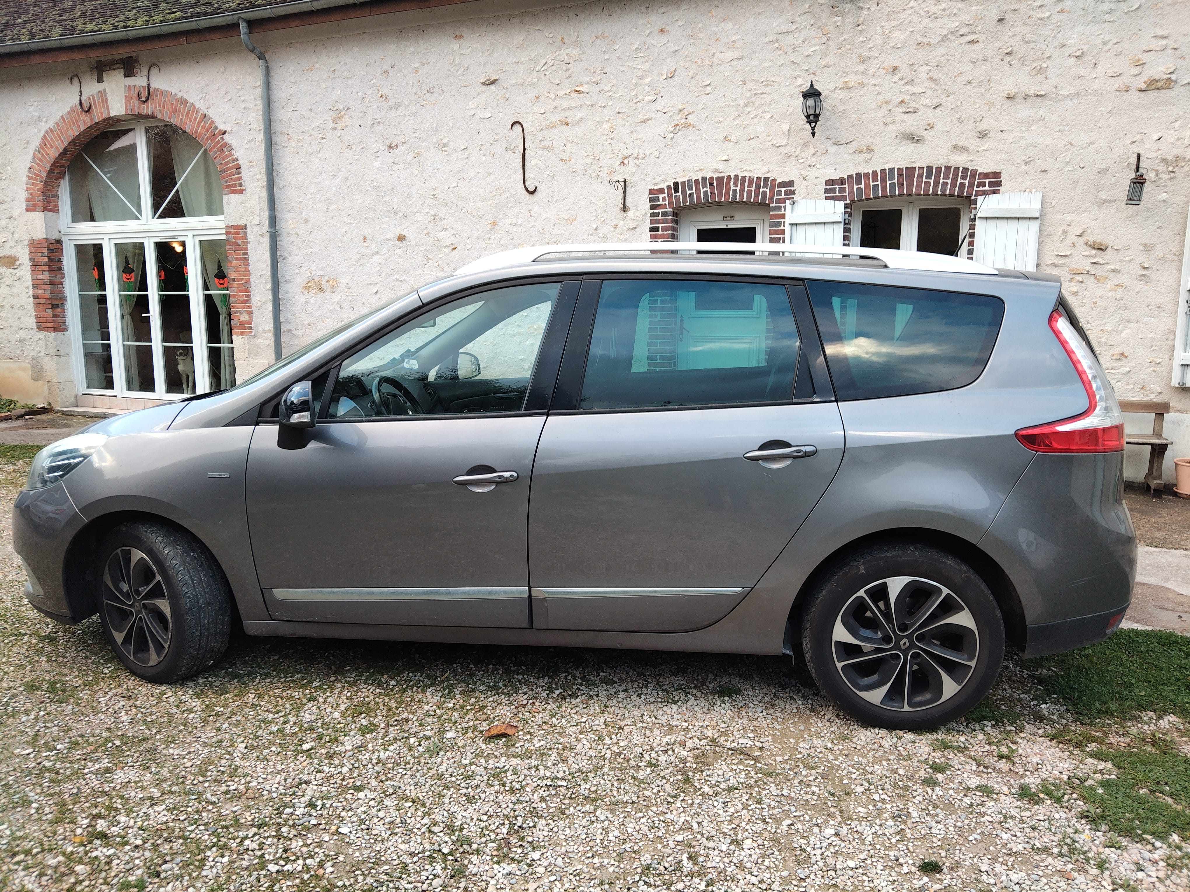 Renault Scenic avec Climatisation