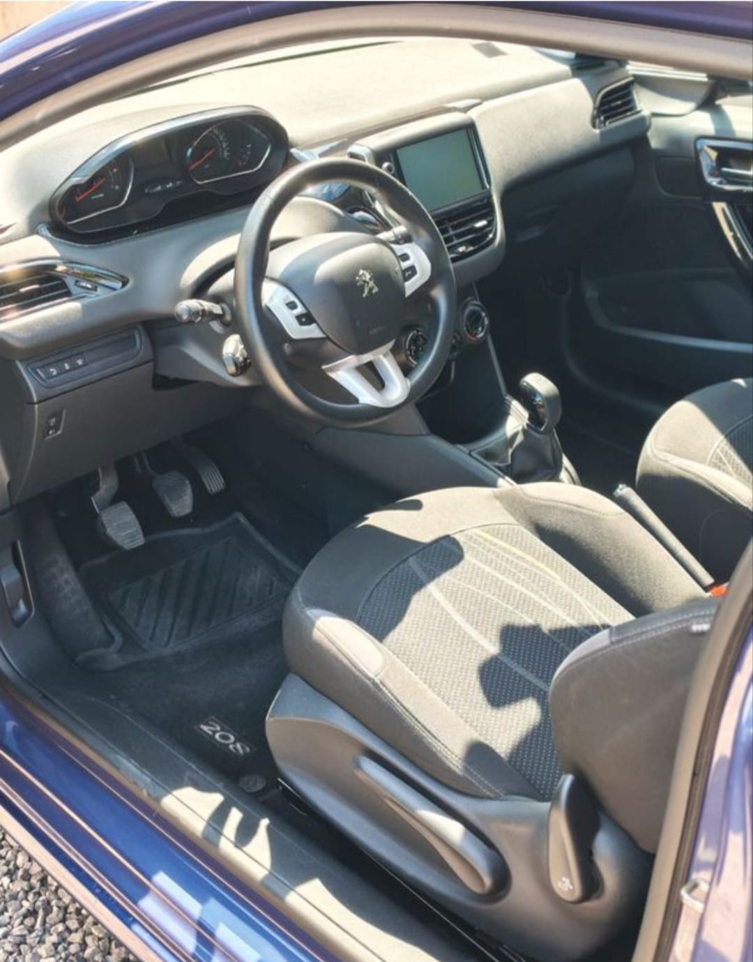 Peugeot 208 avec Climatisation