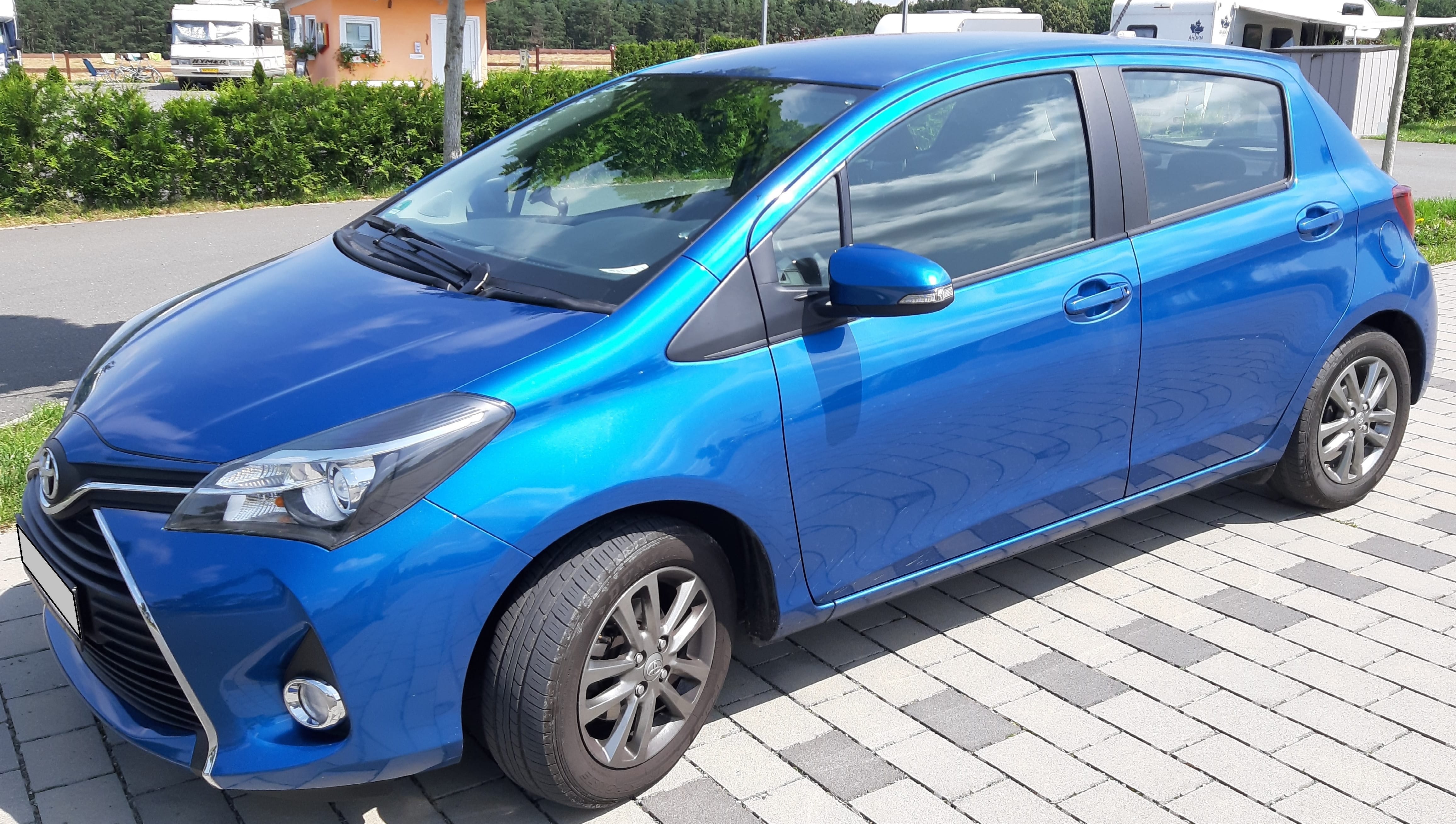 Toyota Yaris mit Winterreifen