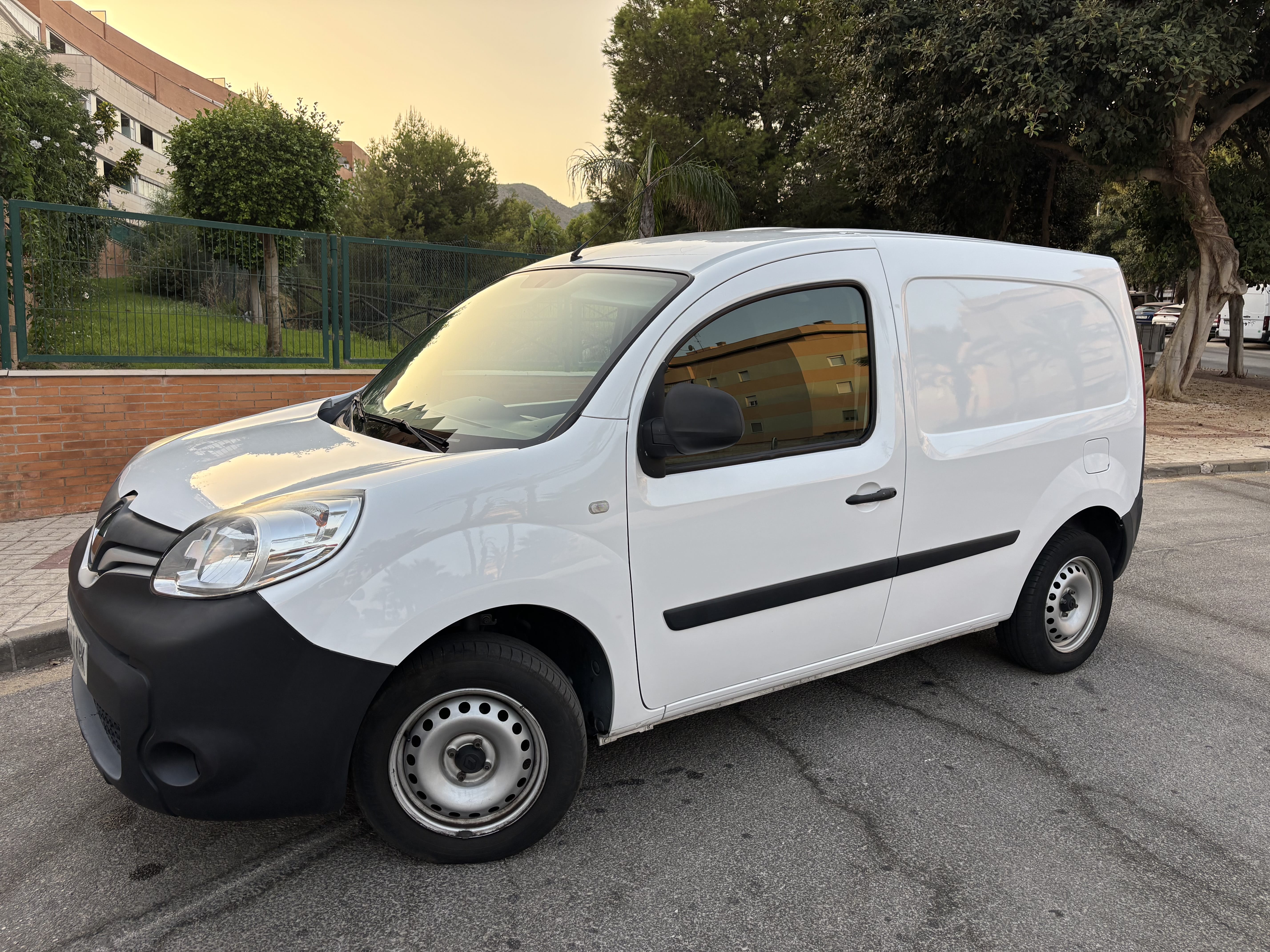 Renault Kangoo Express con Aire acondicionado