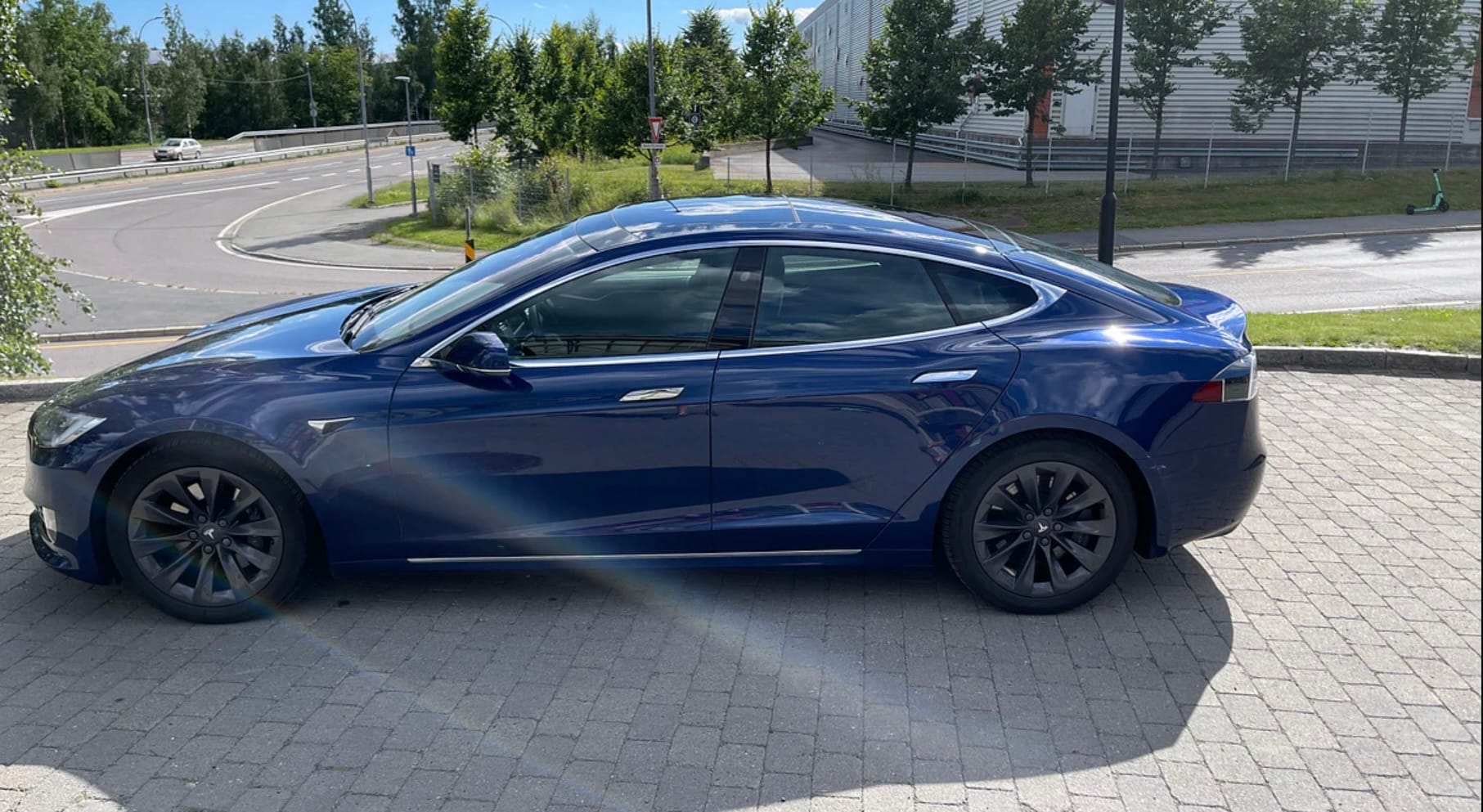 Tesla Model S avec Climatisation