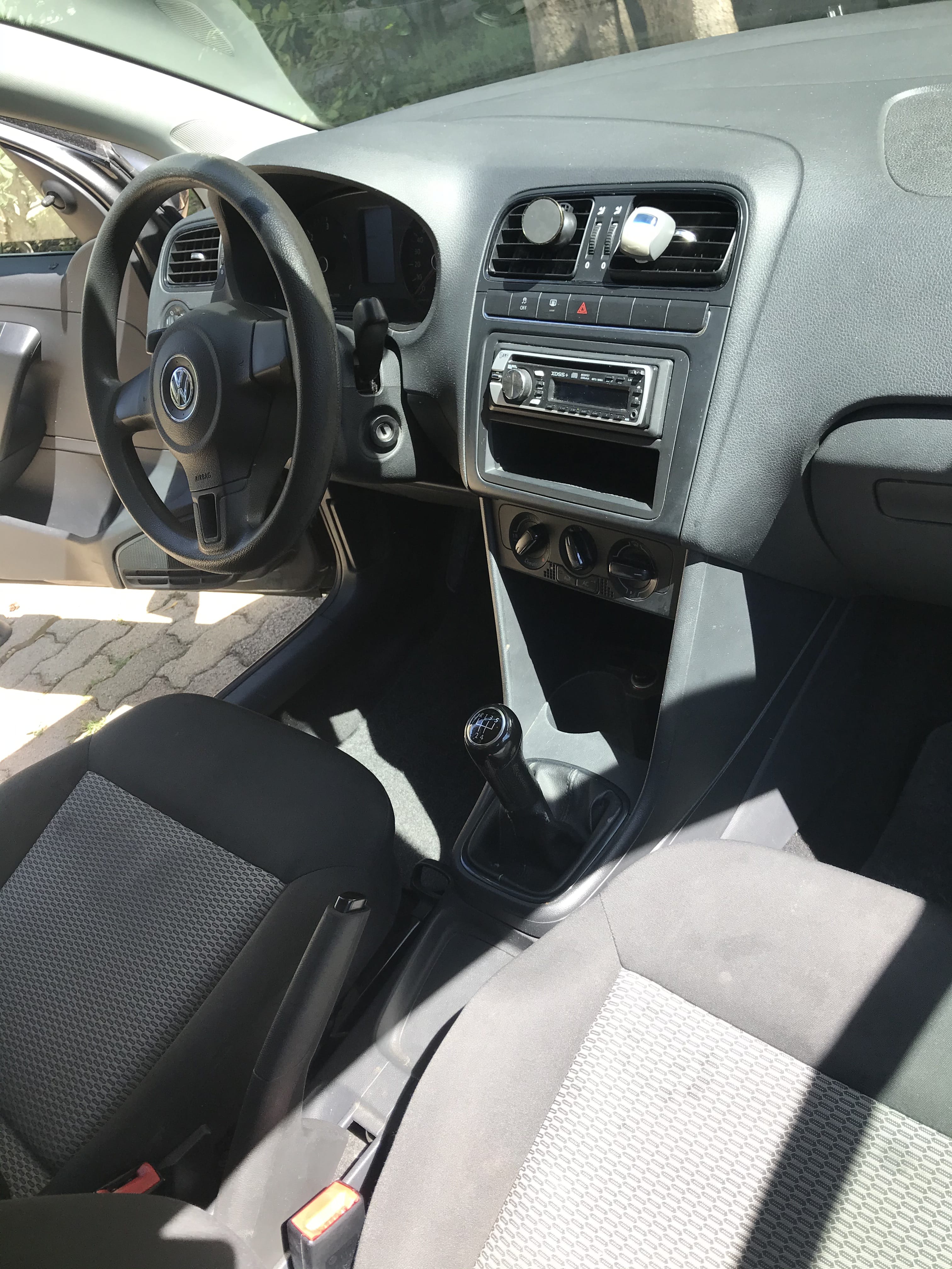 Volkswagen Polo with Audio / iPod input