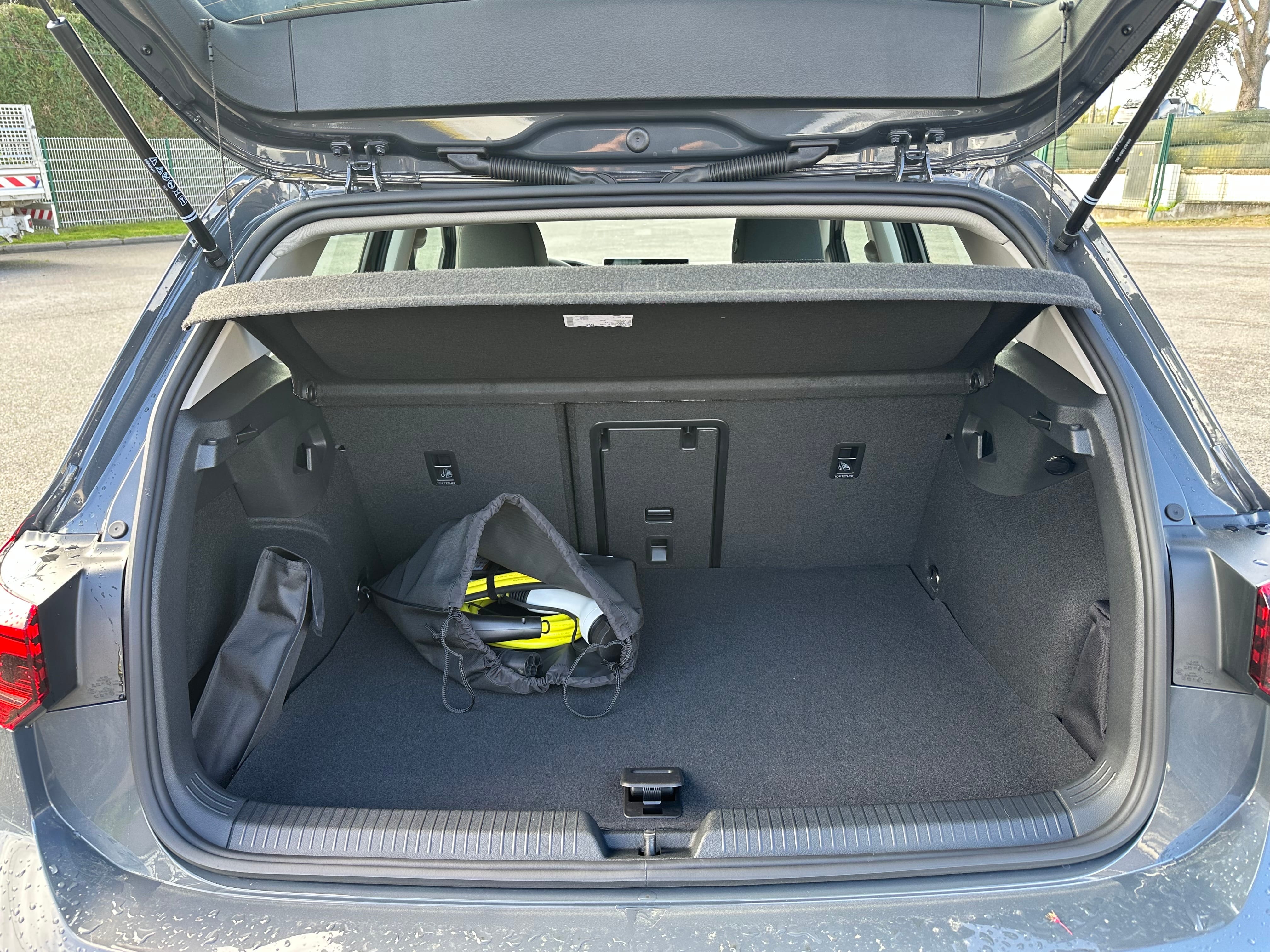 Volkswagen Golf avec GPS