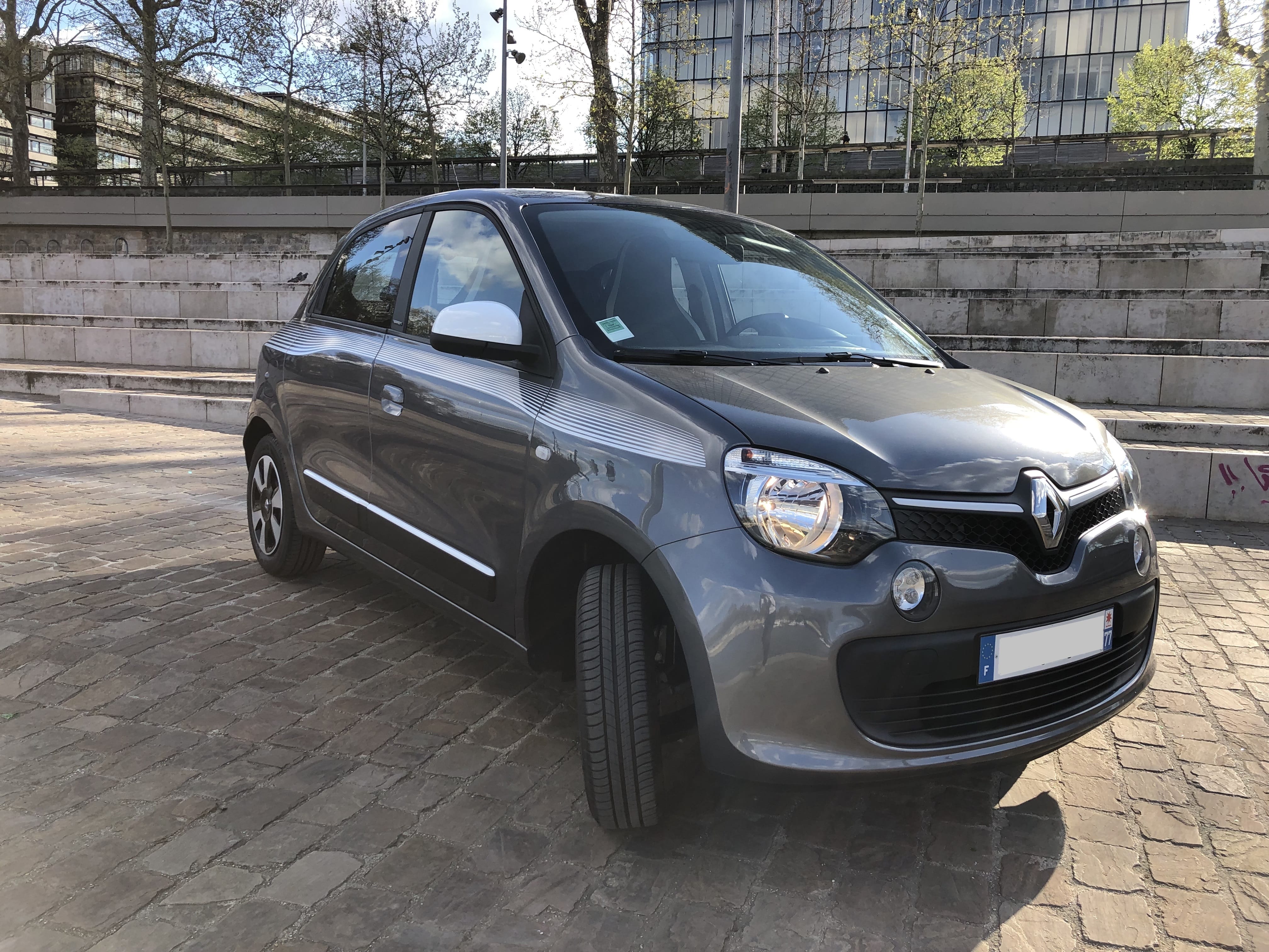 Renault Twingo Twingo III 5 portes 1.0 SCe 70 E6C Limited EDC / VFR Boite auto avec Apple CarPlay