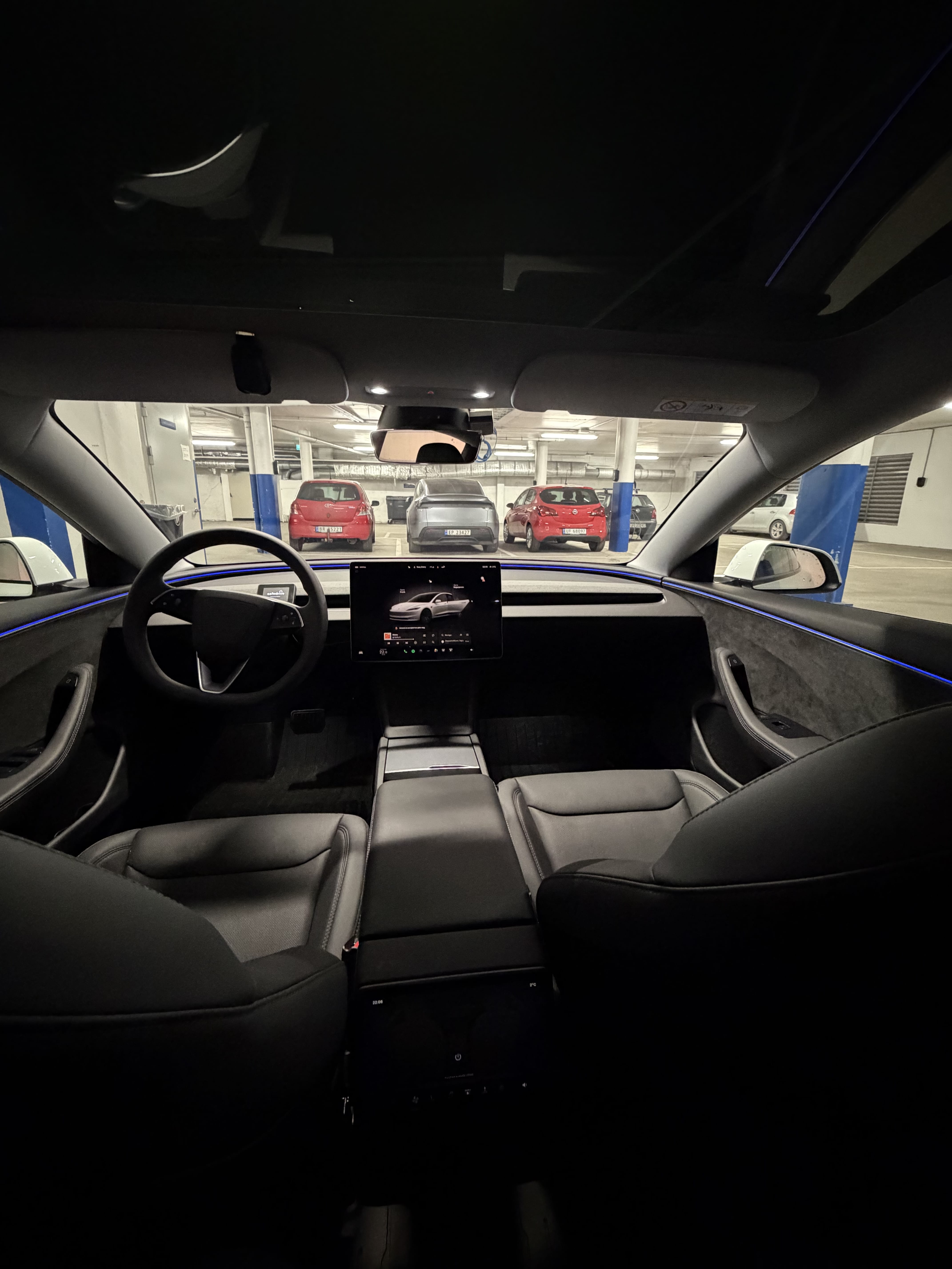 Tesla Model 3 Long Range med Cruisekontroll
