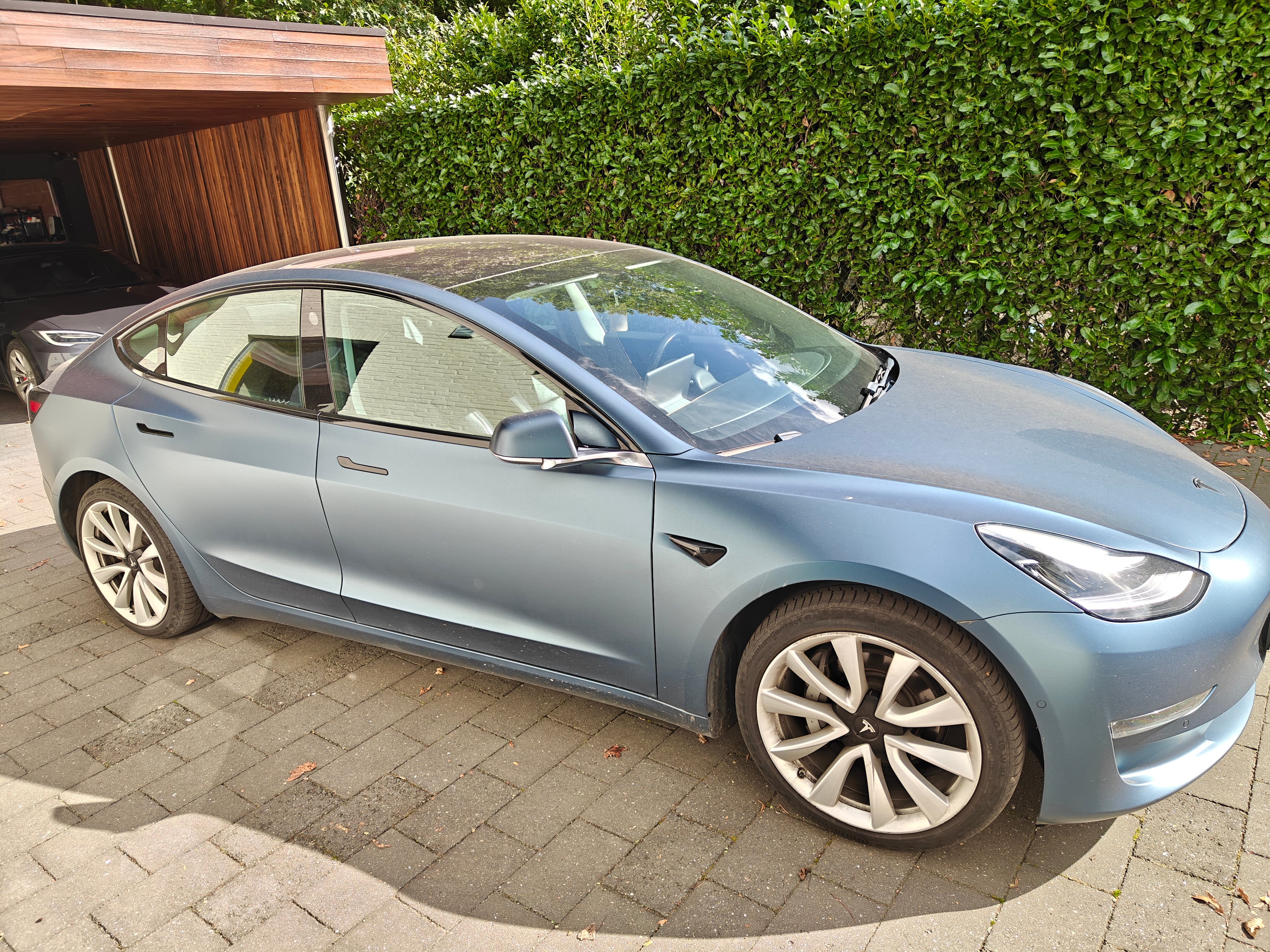 Tesla Model 3 Long Range avec GPS