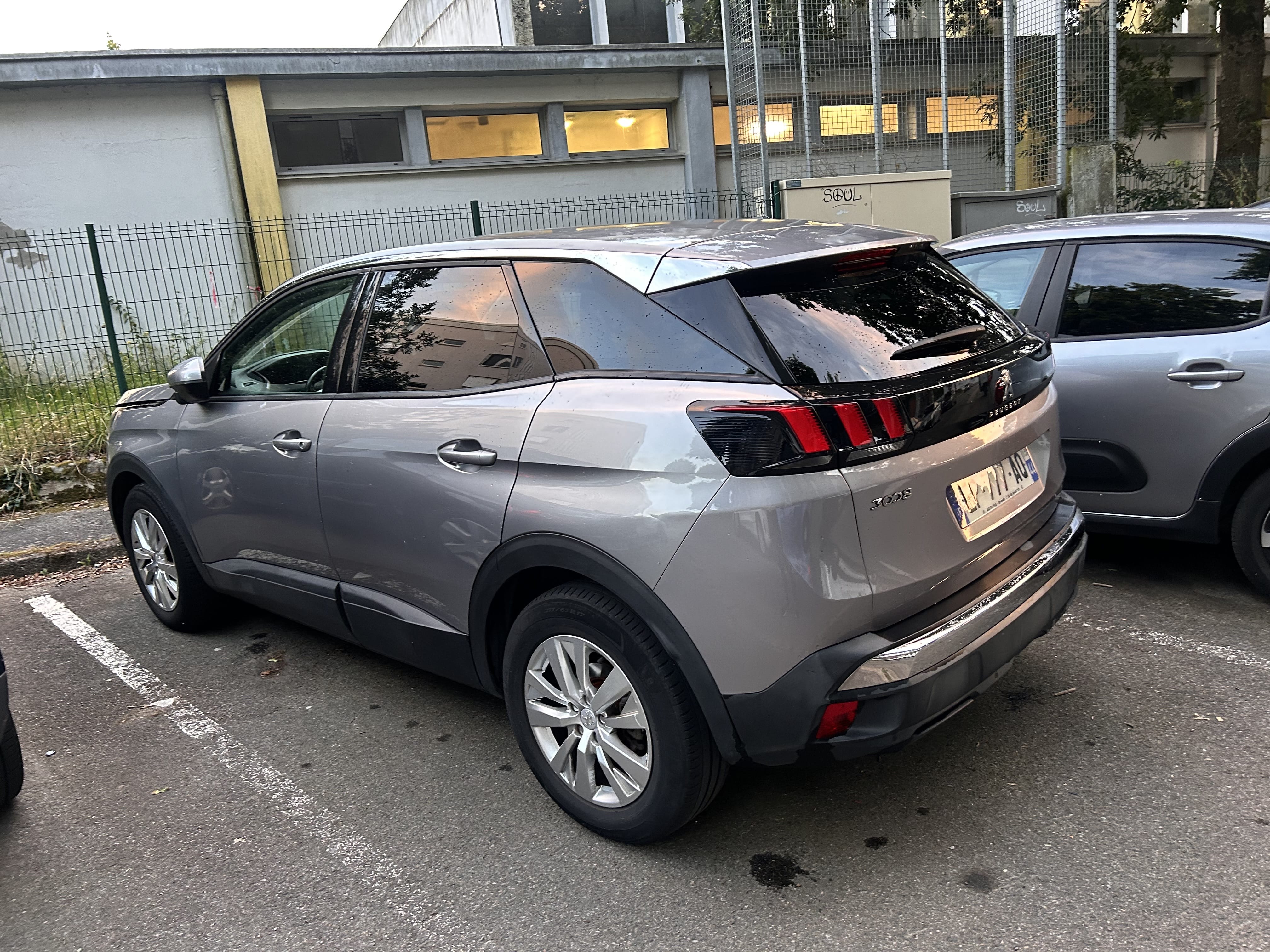 Peugeot 3008 avec Climatisation