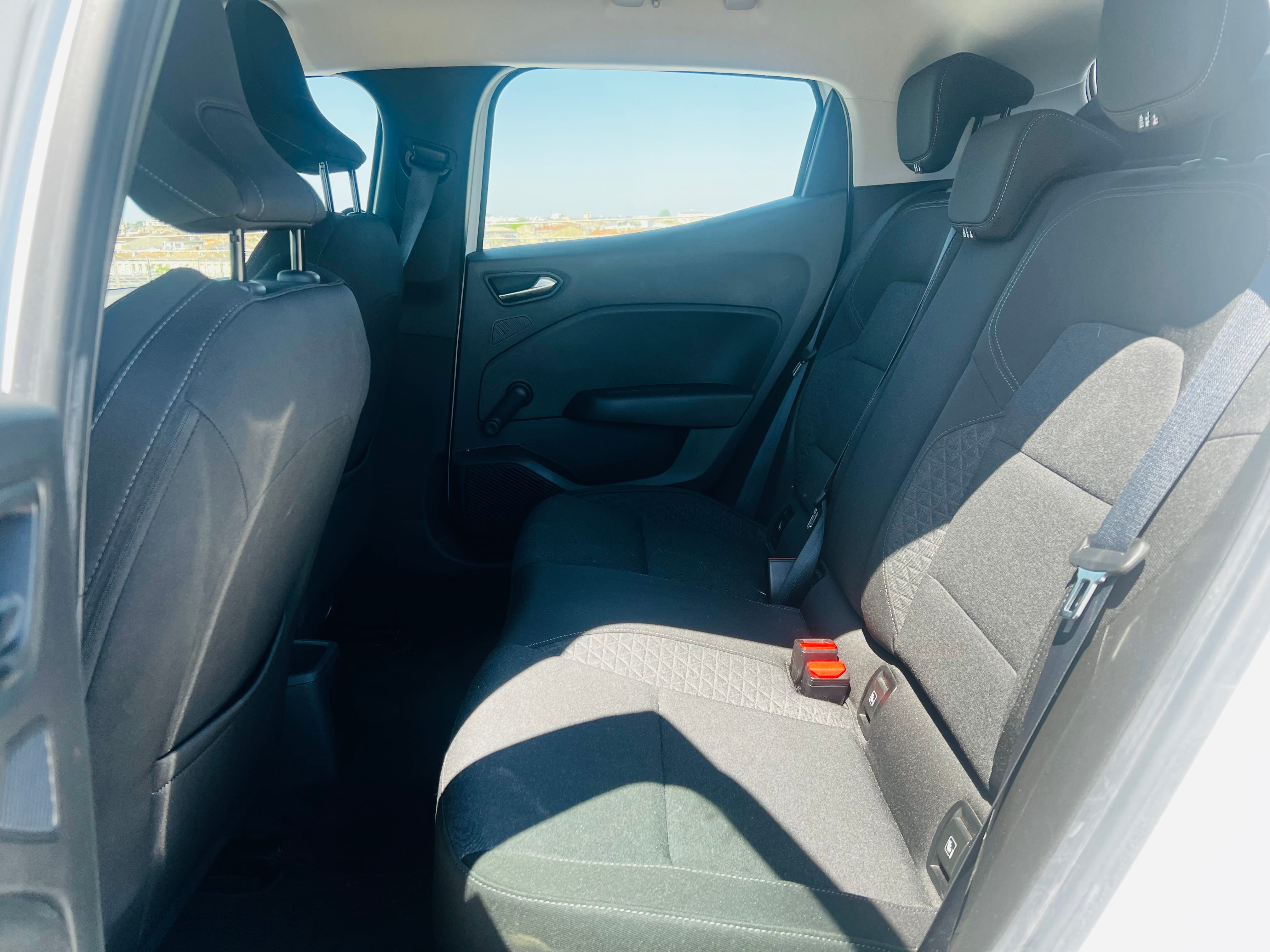 Renault Clio V Zen Climatisation 5 portes 5 places avec Audio Bluetooth