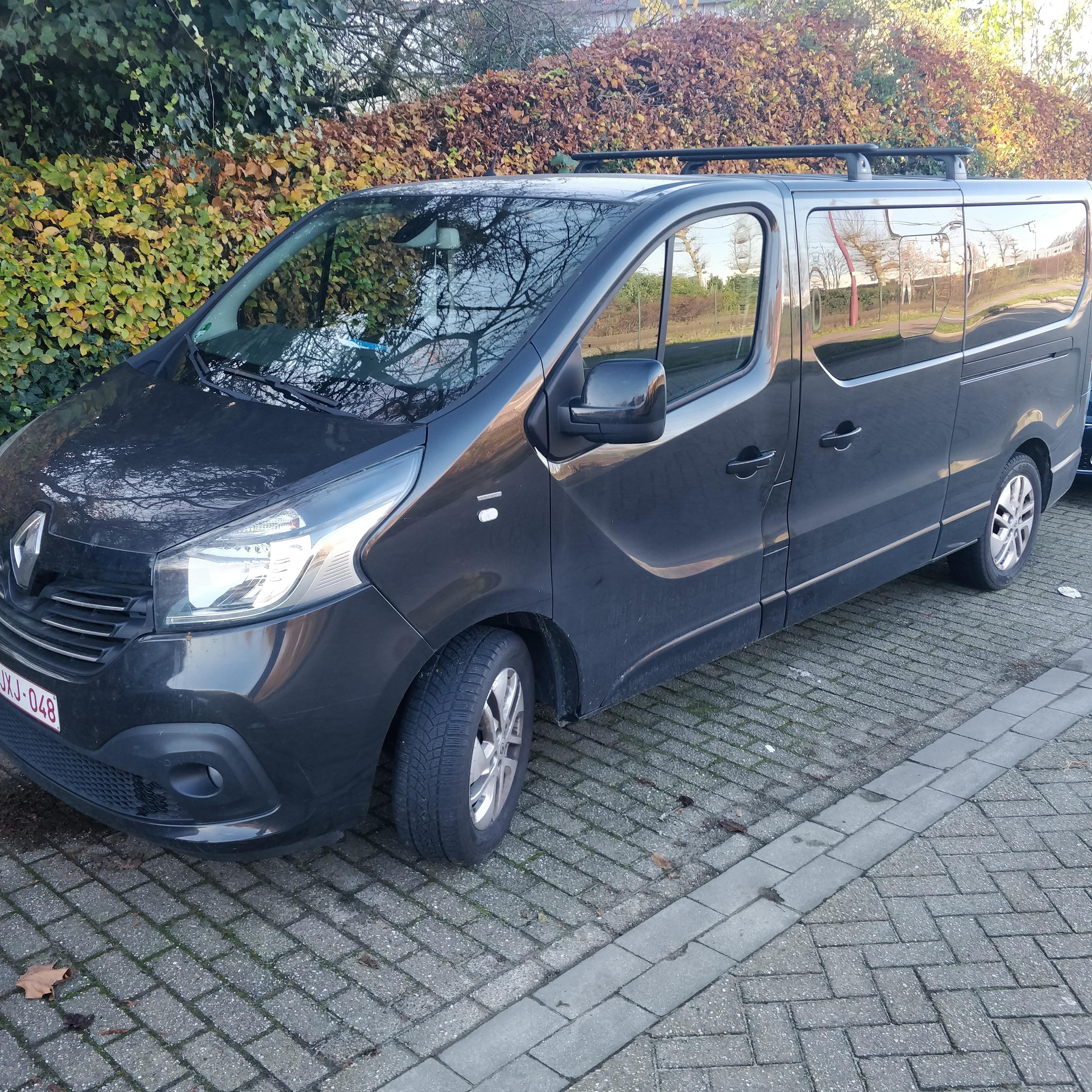 Renault Trafic Passenger, 2018, Diesel (B7), 8 places