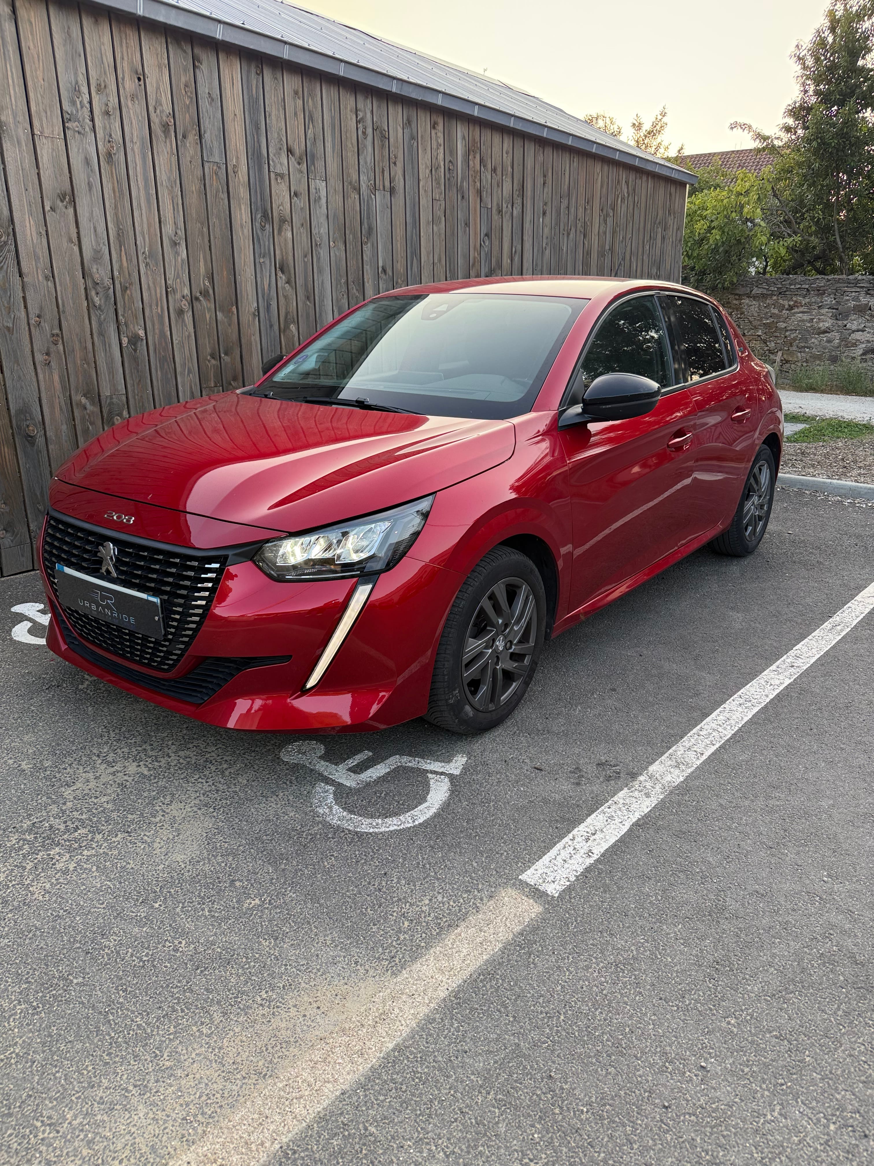 Peugeot 208, 2022, Essence 98