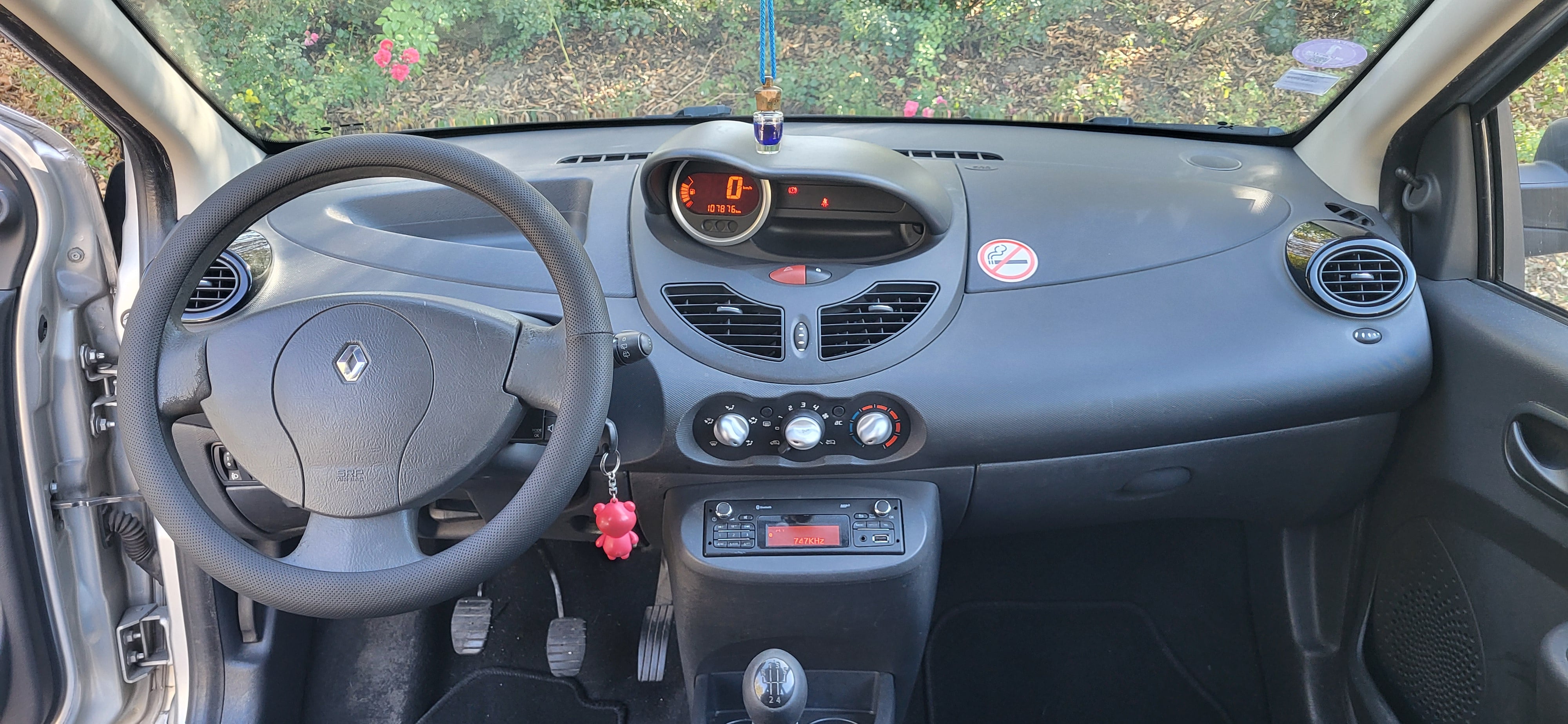 Renault Twingo II avec Port USB