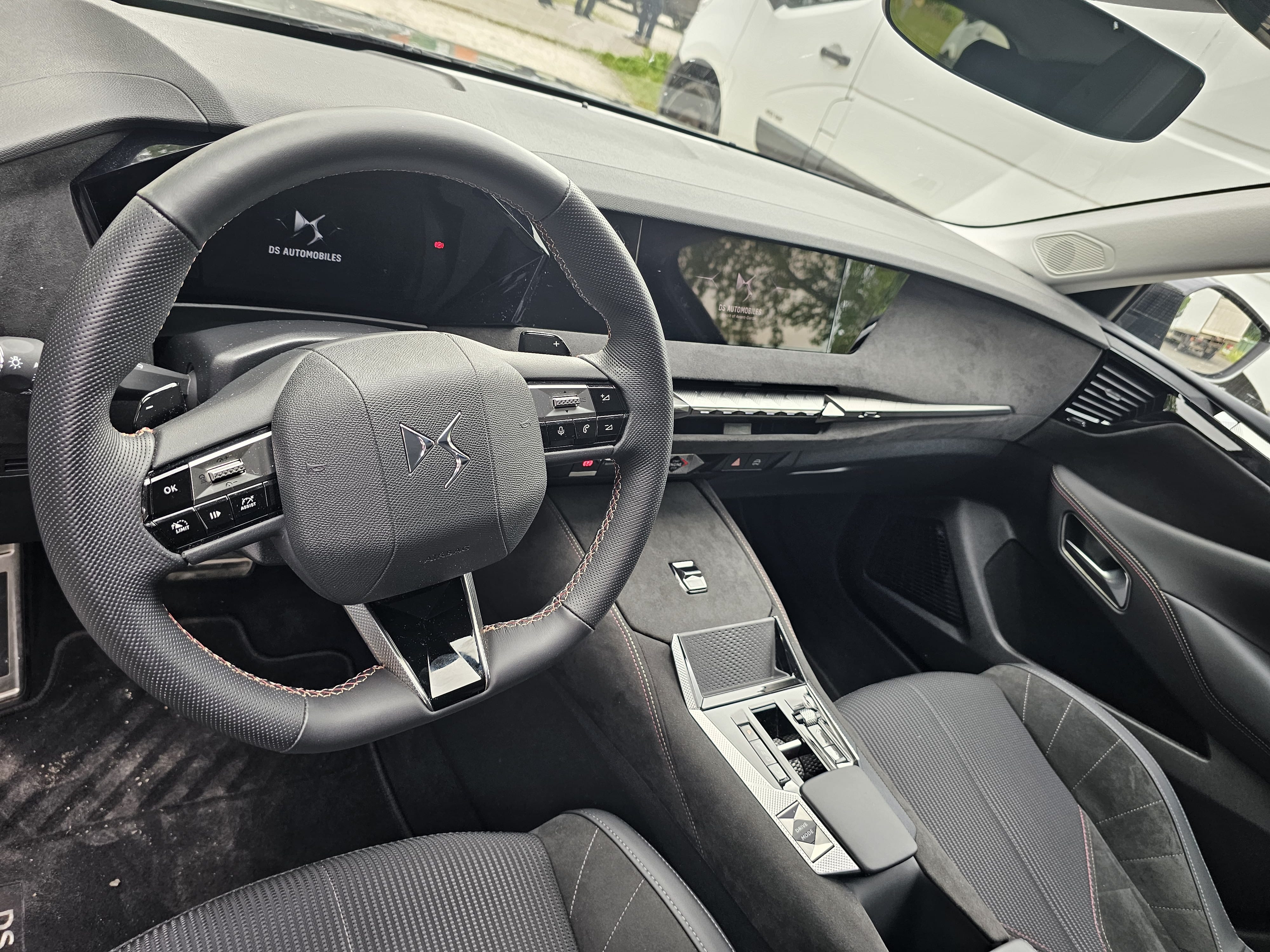 DS 4 E-TENSE avec GPS