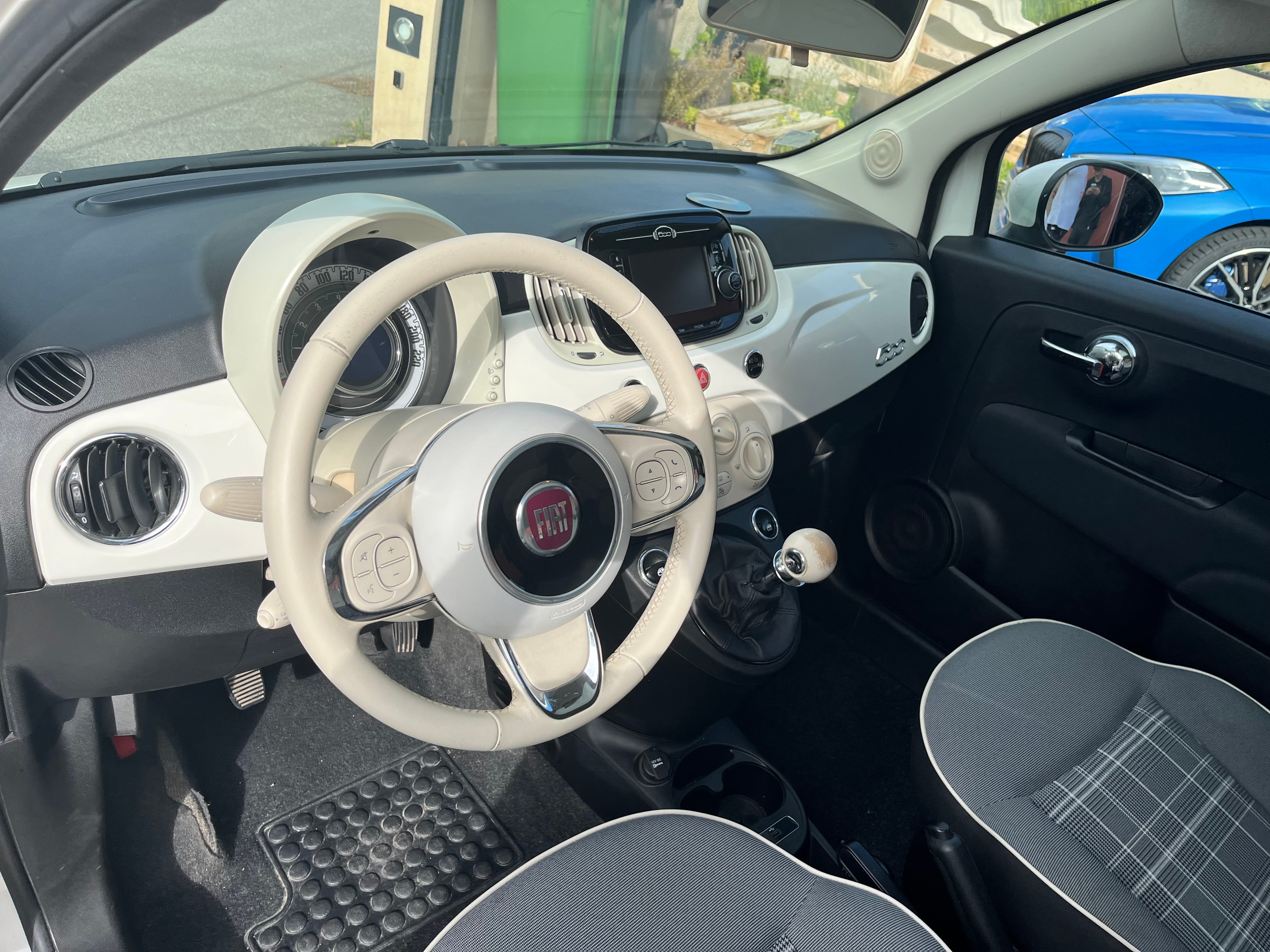 Fiat 500 avec GPS