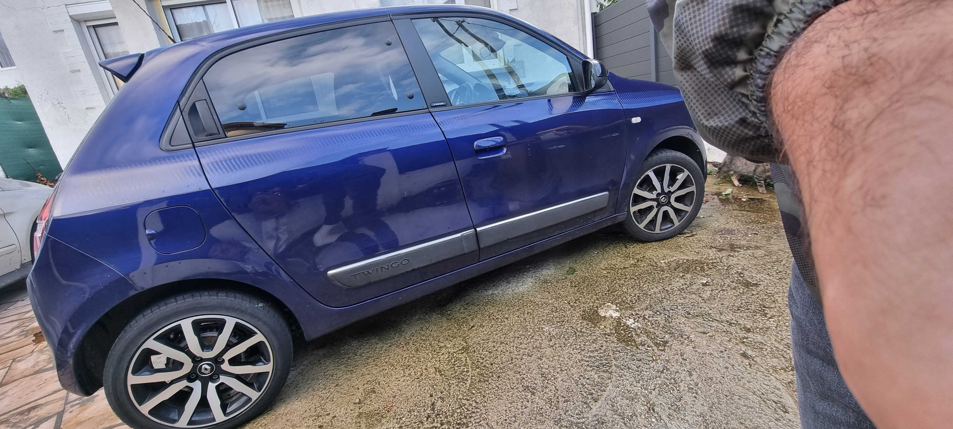 Renault Twingo III 5 chevaux fiscaux BOITE AUTOMATIQUE avec Climatisation