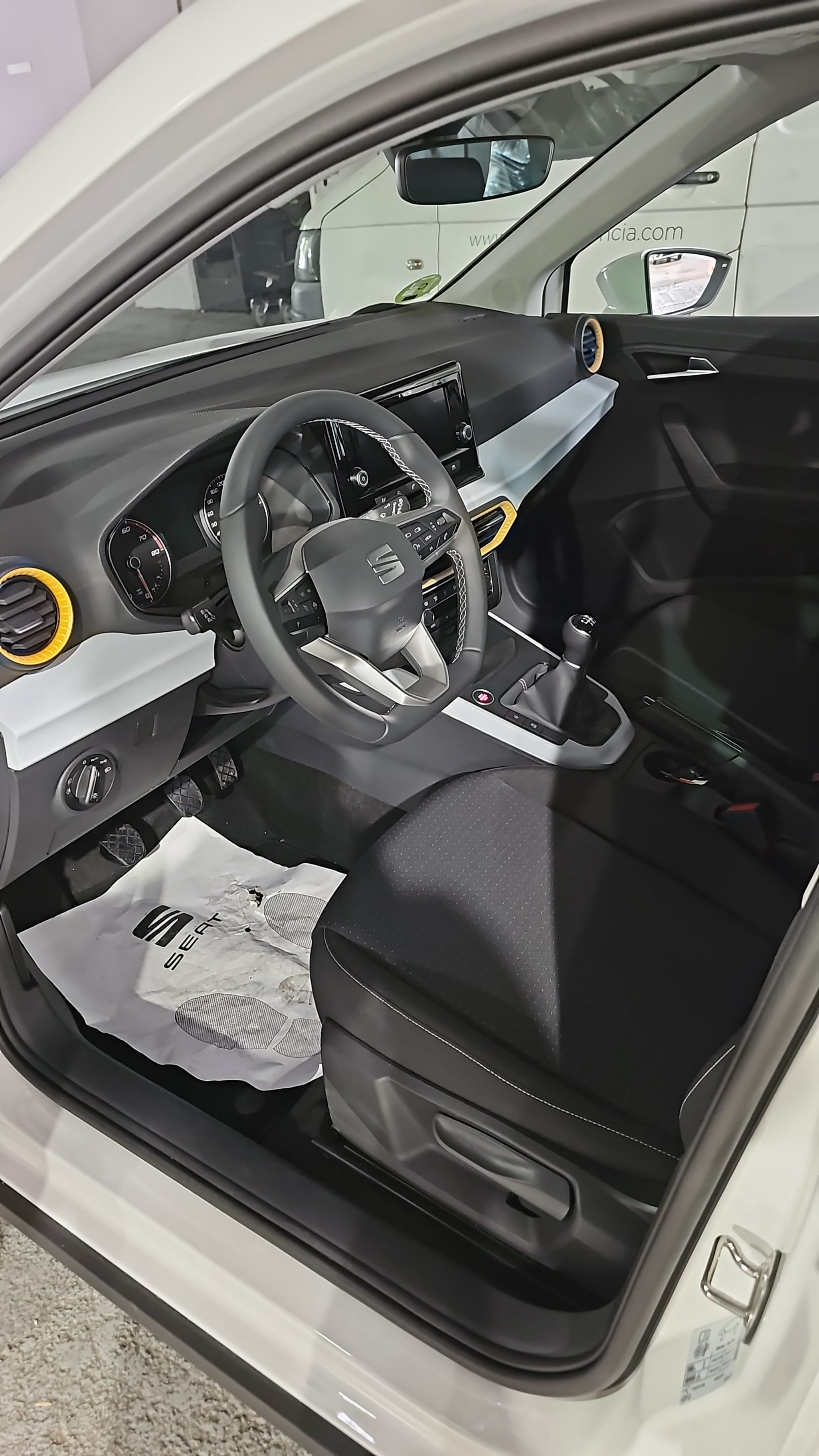 Seat Arona with Bluetooth audio