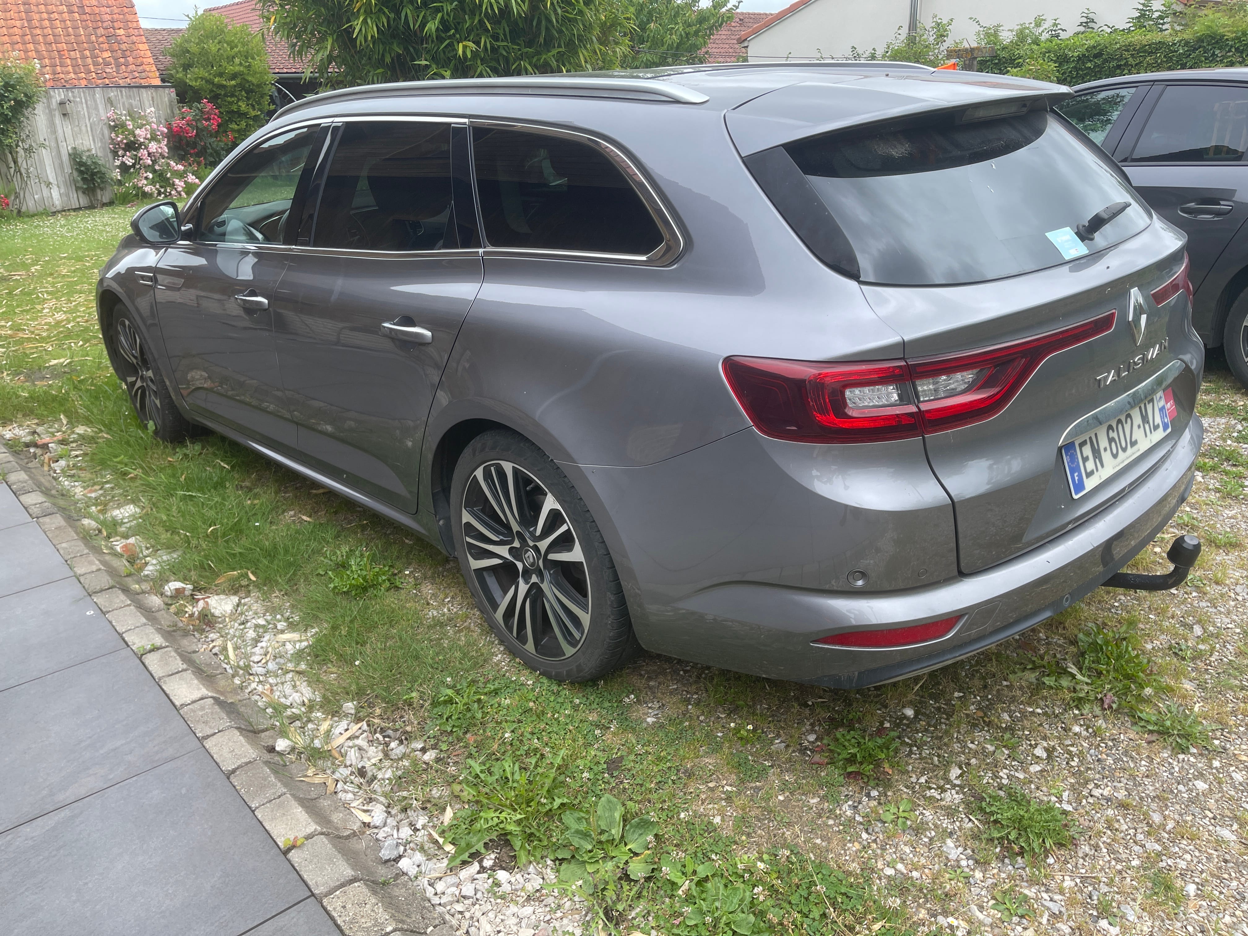 Renault Talisman Estate with GPS