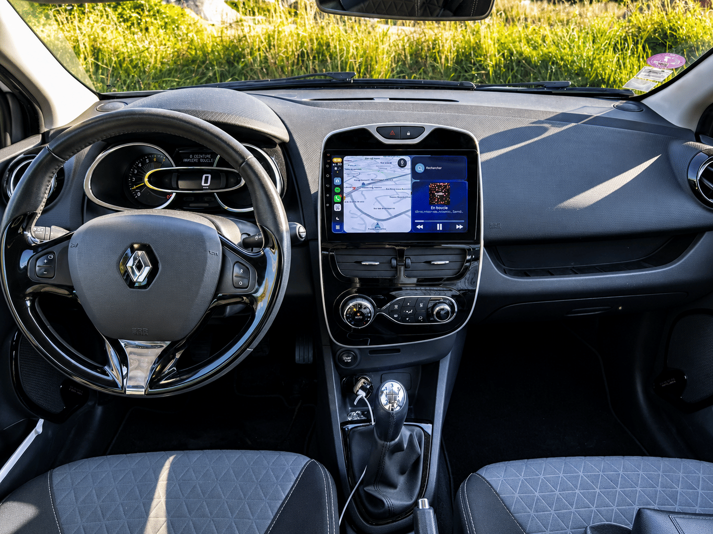 Renault Clio con Control de velocidad