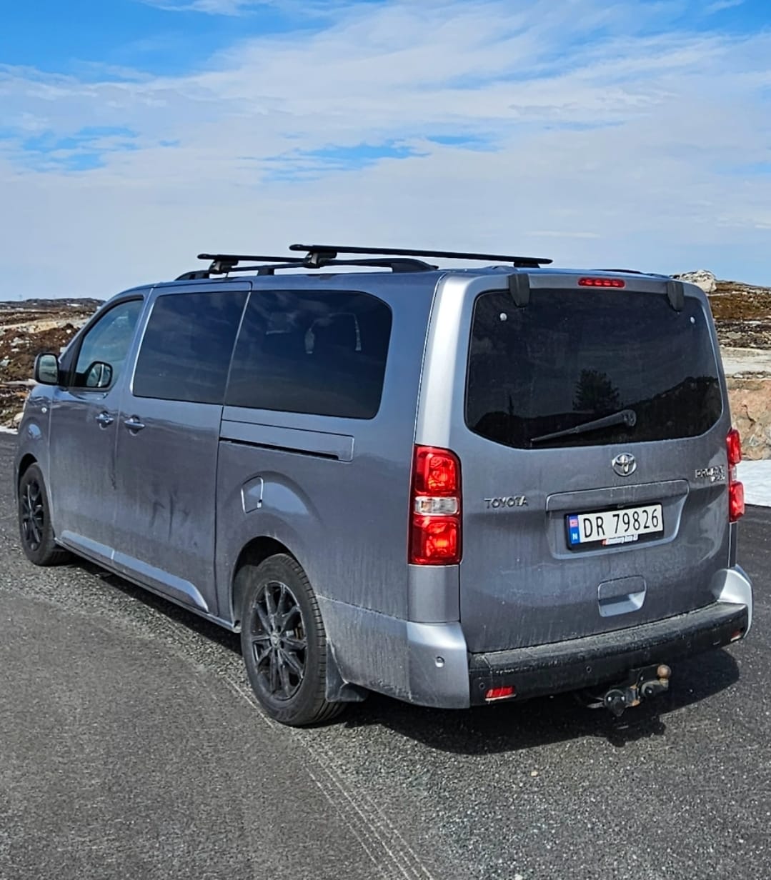 Toyota Proace Verso med Ryggekamera