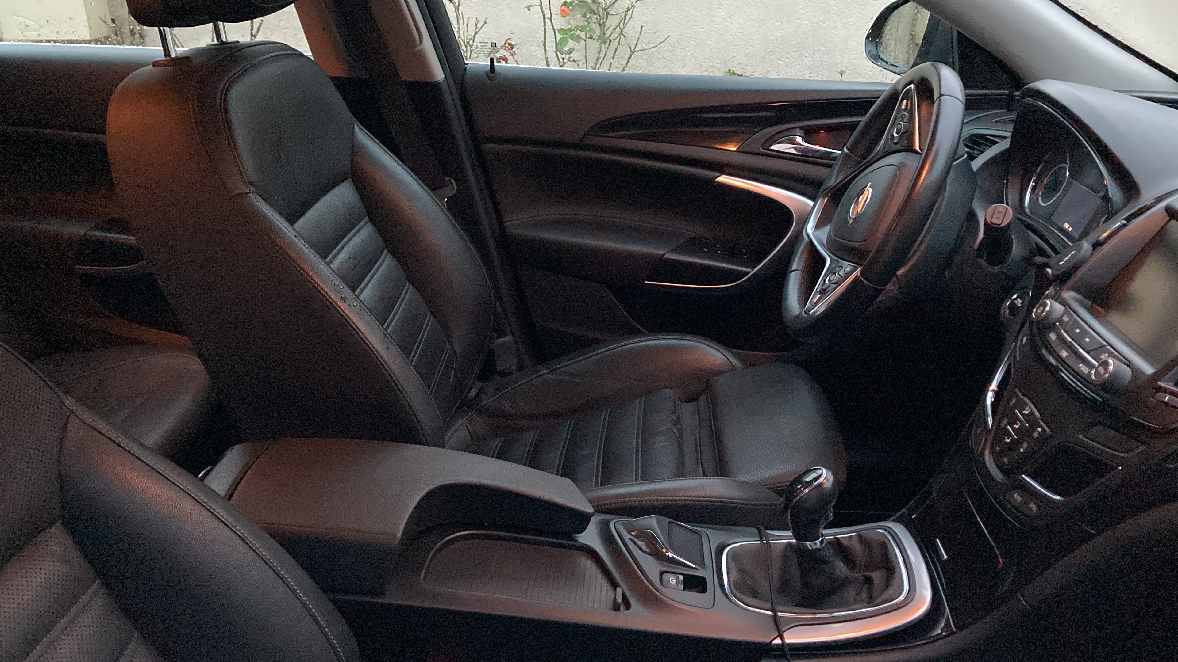 Opel Insignia 2L 140 ch avec Régulateur de vitesse