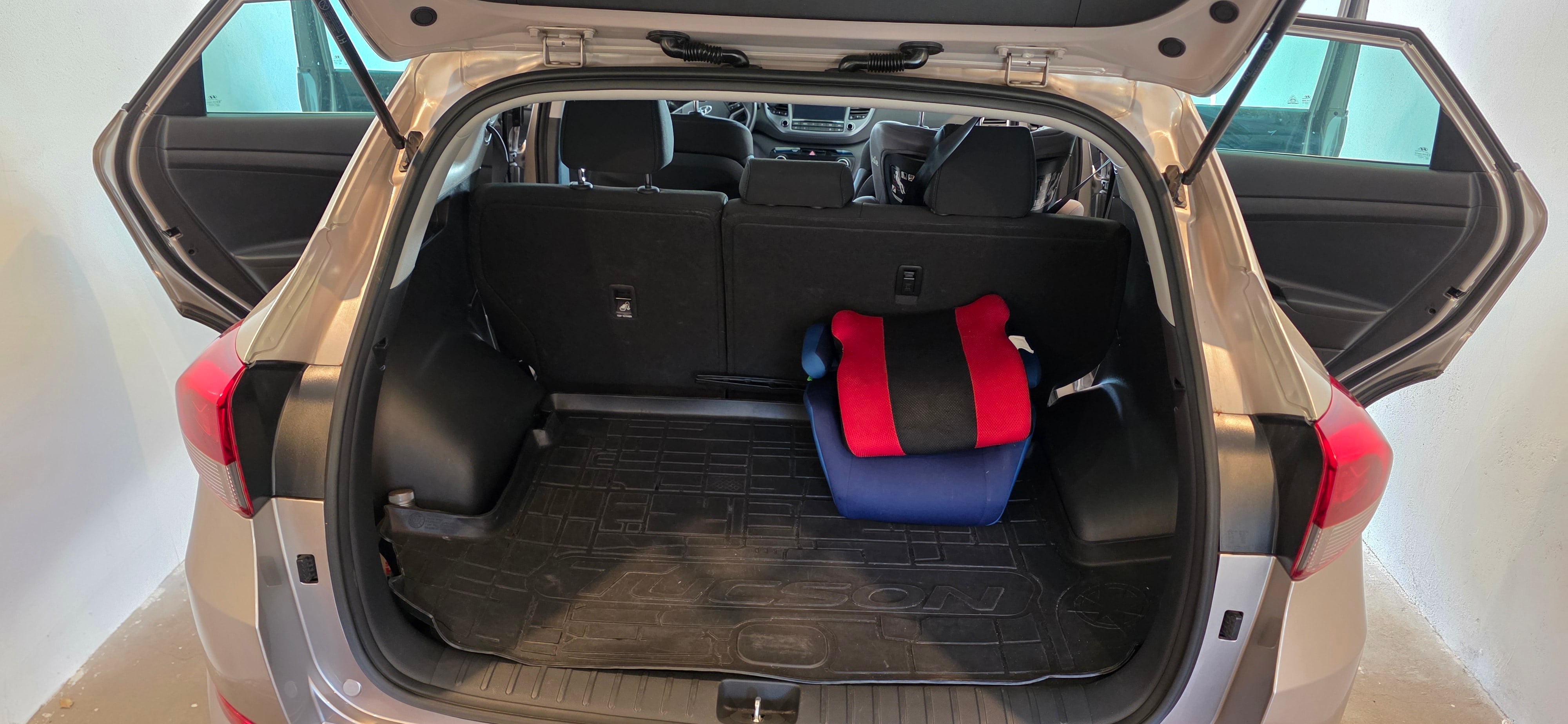 Hyundai Tucson mit Navigationsgerät