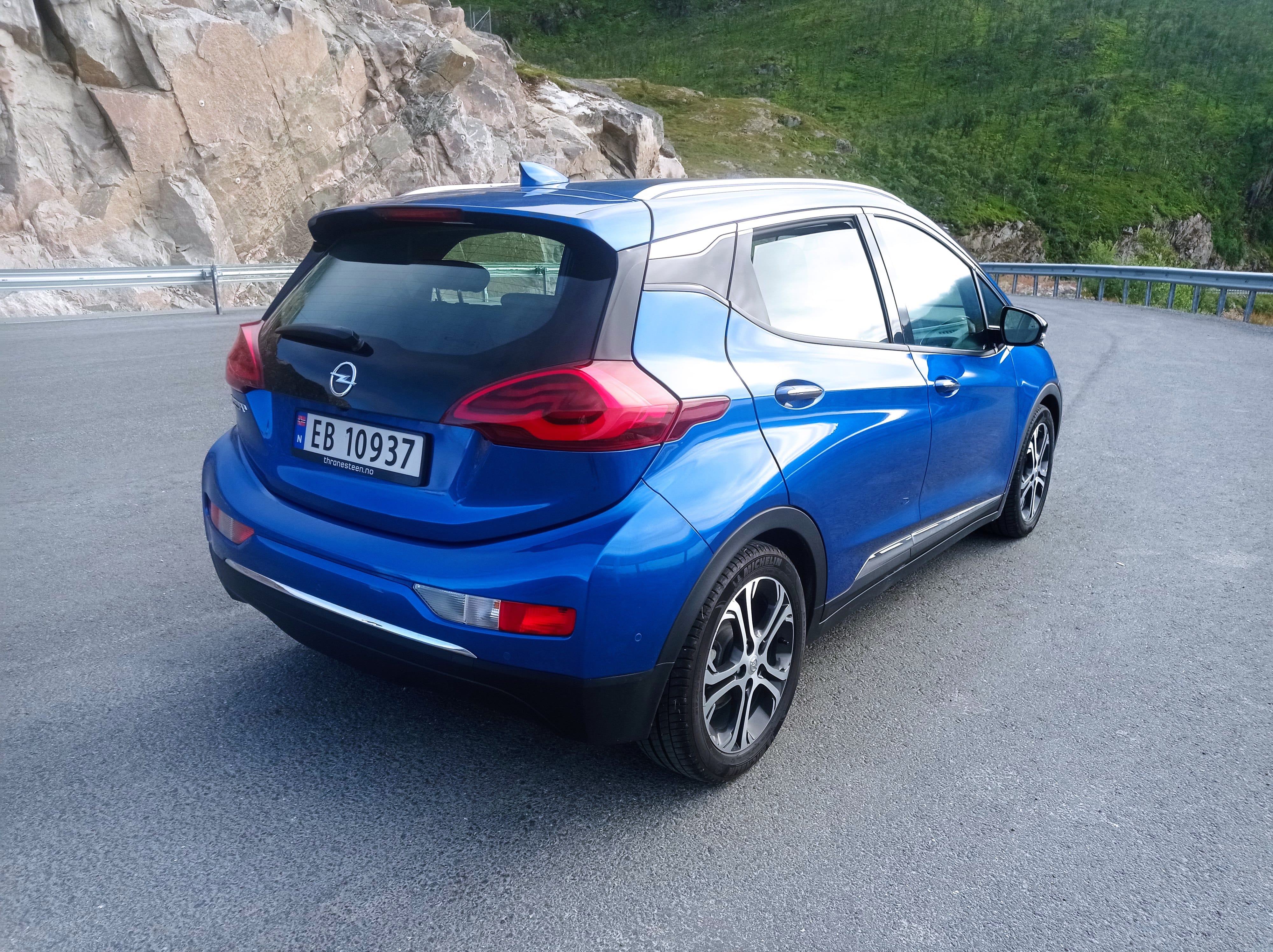 Opel Ampera E avec GPS