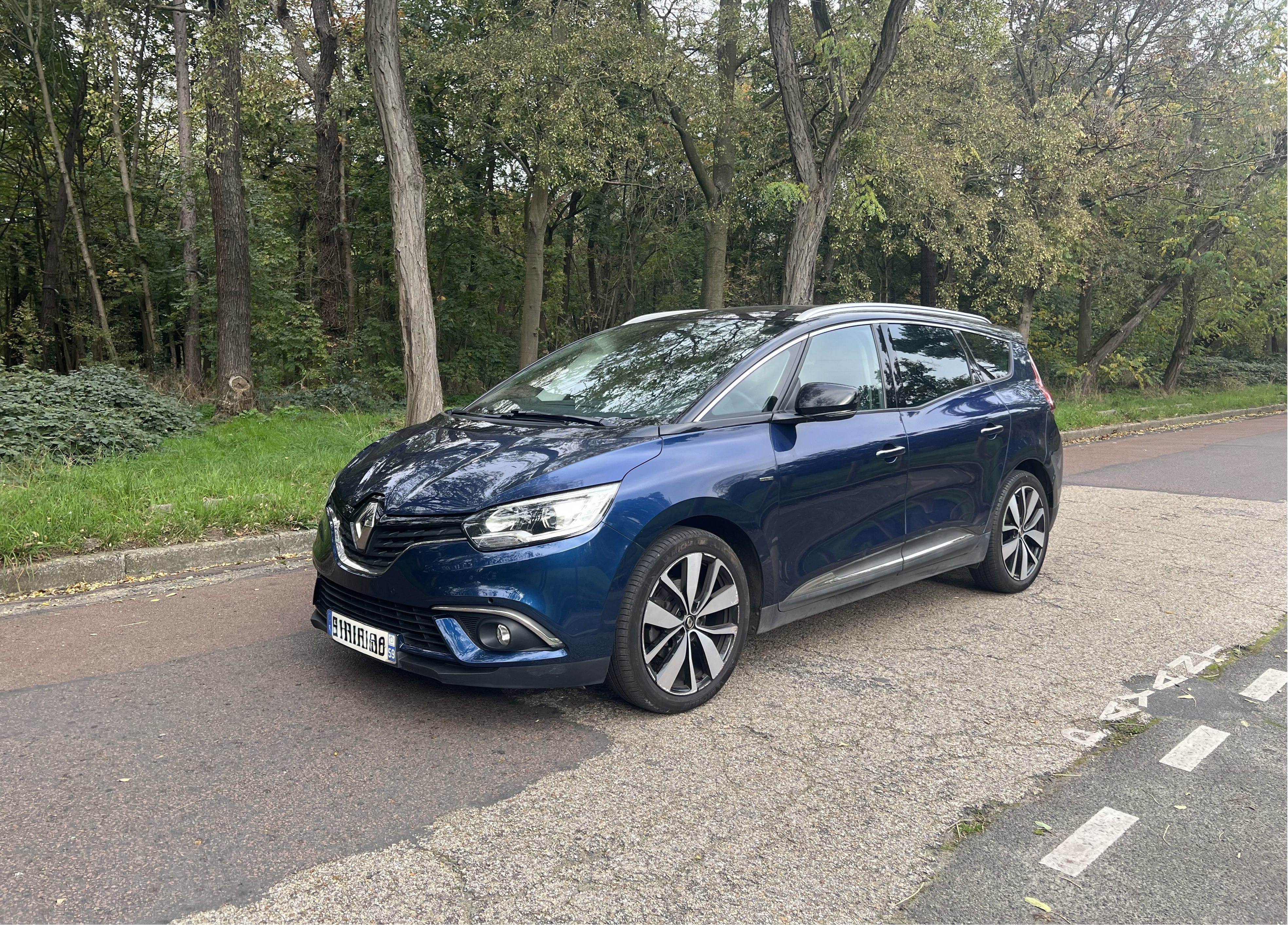 Renault Grand Scenic 140 Limited EDC7, 2018, Essence 95, automatique, 7 places
