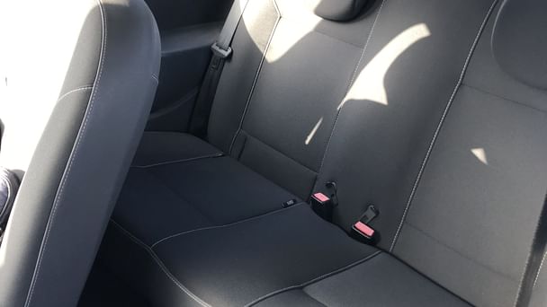 Renault Twingo II 1.2 essence 75 ch à Pessac & aéroport Bordeaux (réf BT476) avec Entrée audio / iPod