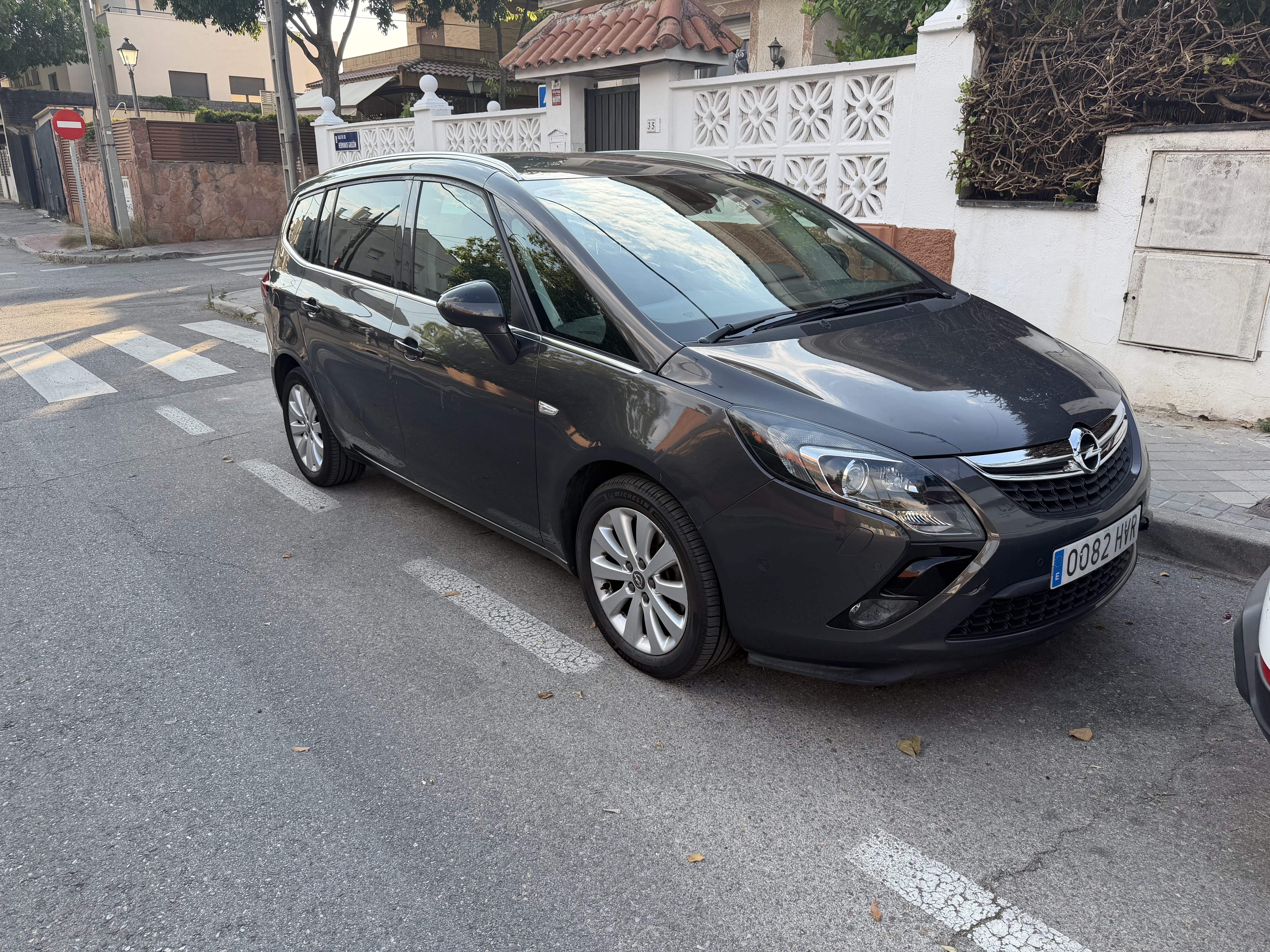 Opel Zafira Tourer con GPS