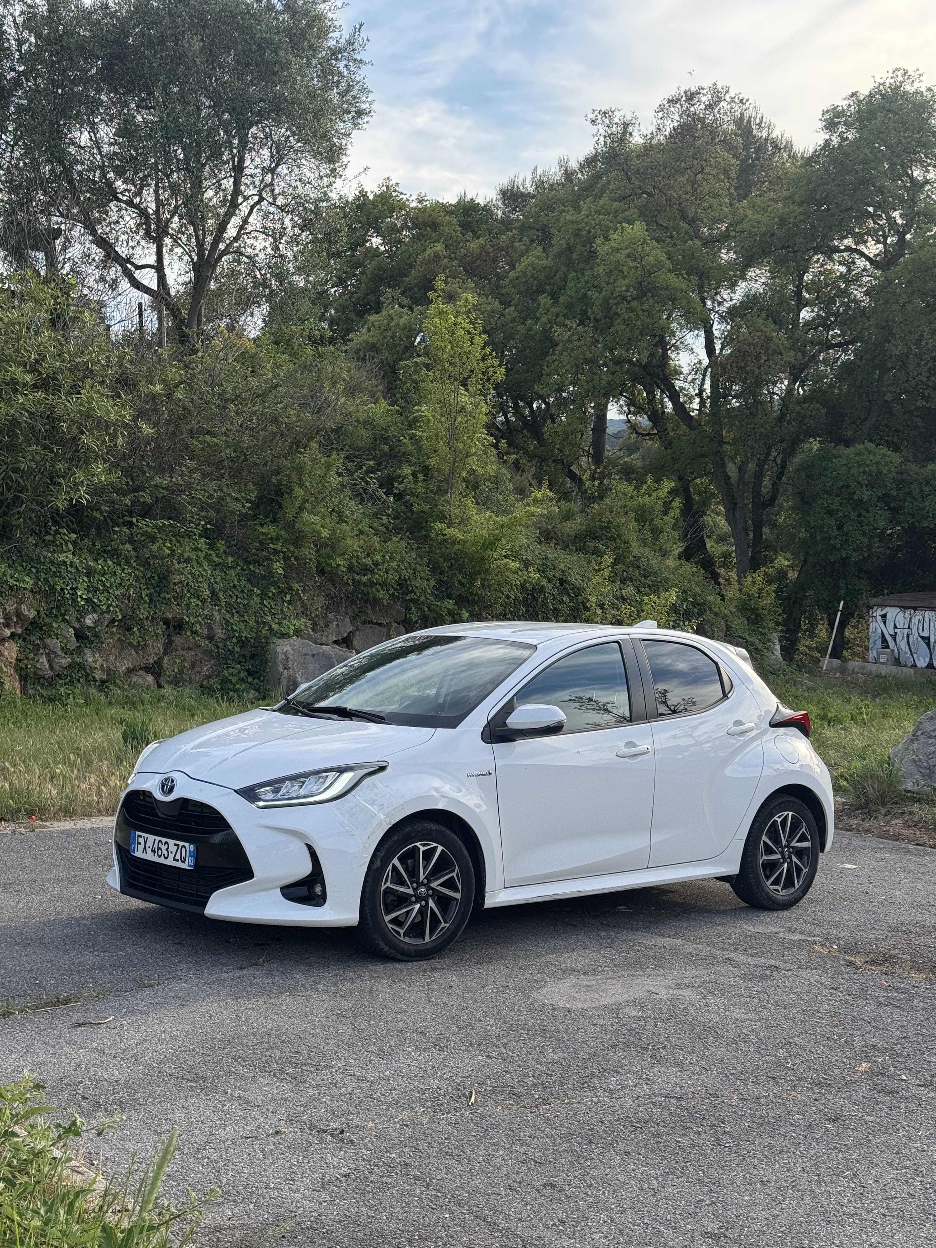 Toyota Yaris Hybride with Air conditioning