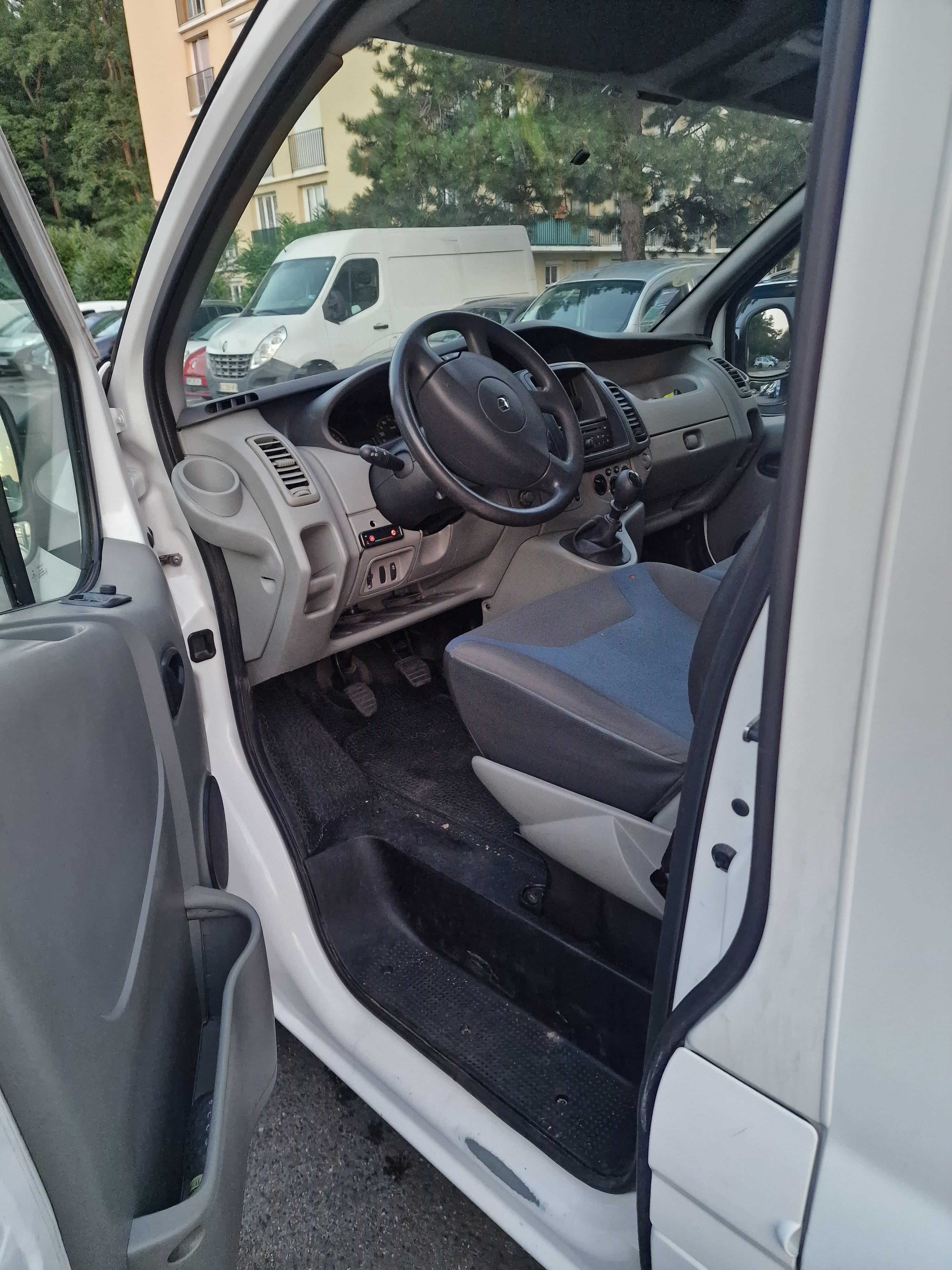 Renault Trafic avec Dashcam
