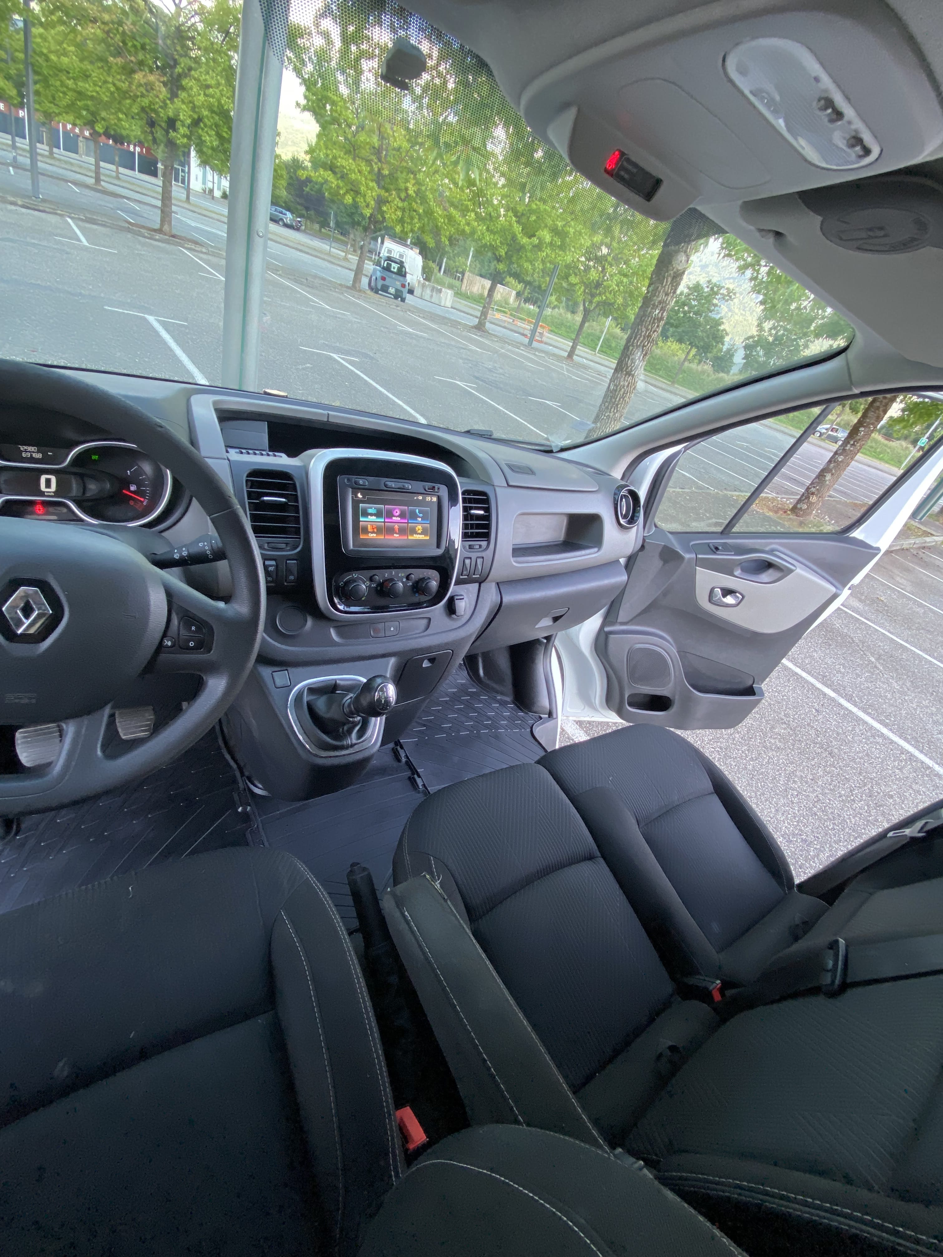 Renault Trafic avec GPS