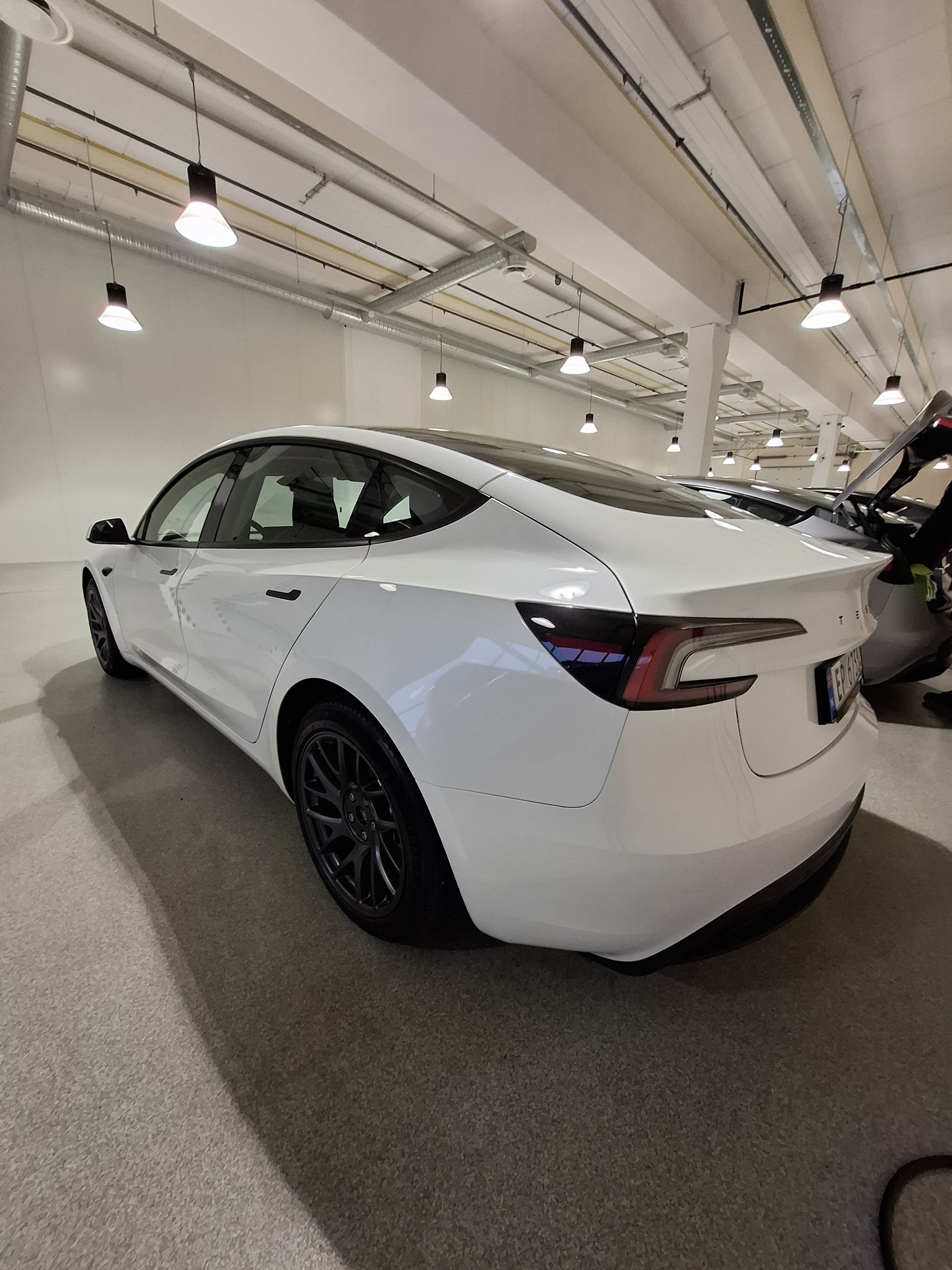 Tesla Model 3 Long Range with Air conditioning