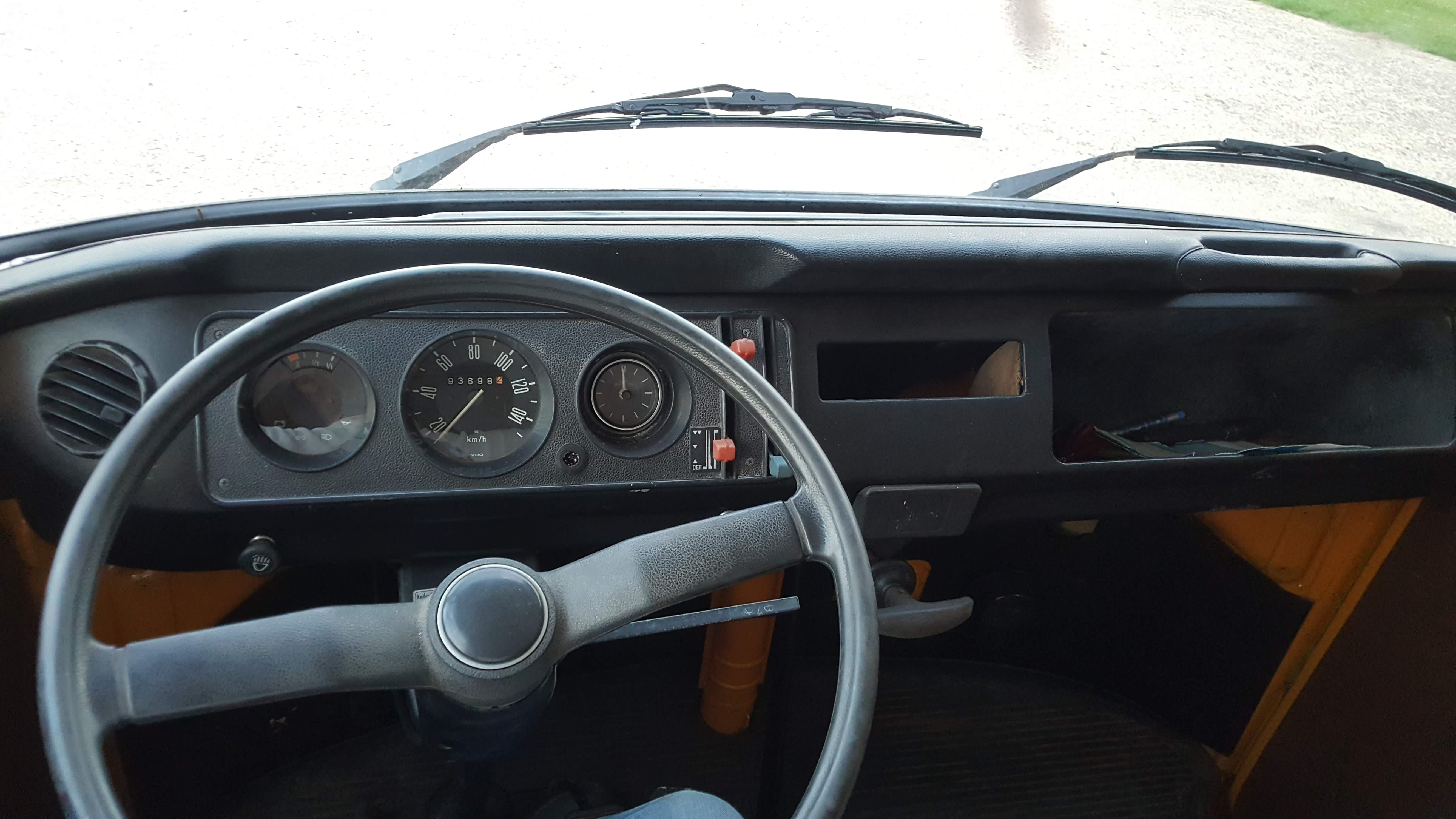 Volkswagen Combi Bay Windows