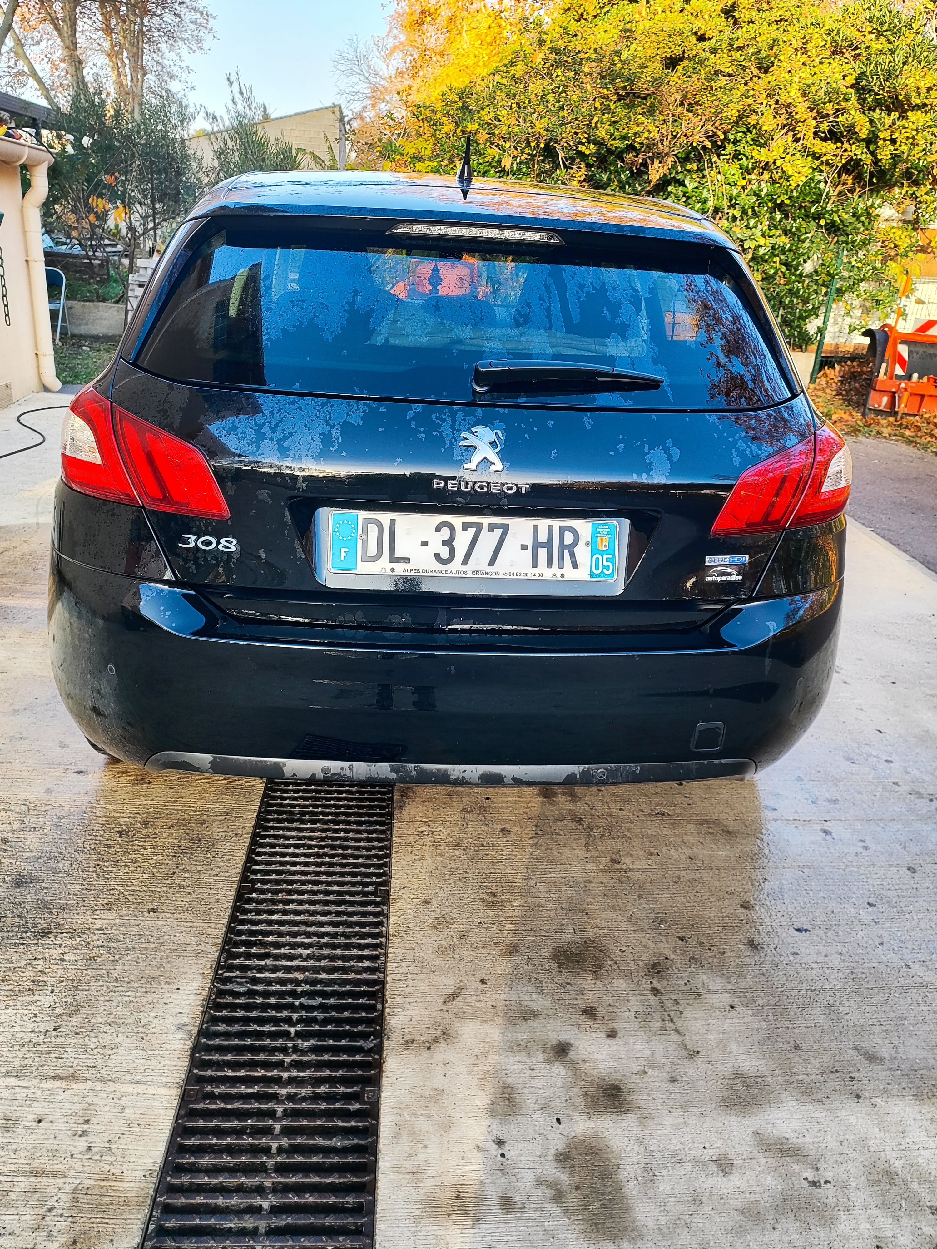 Peugeot 308 2.0hdi avec GPS