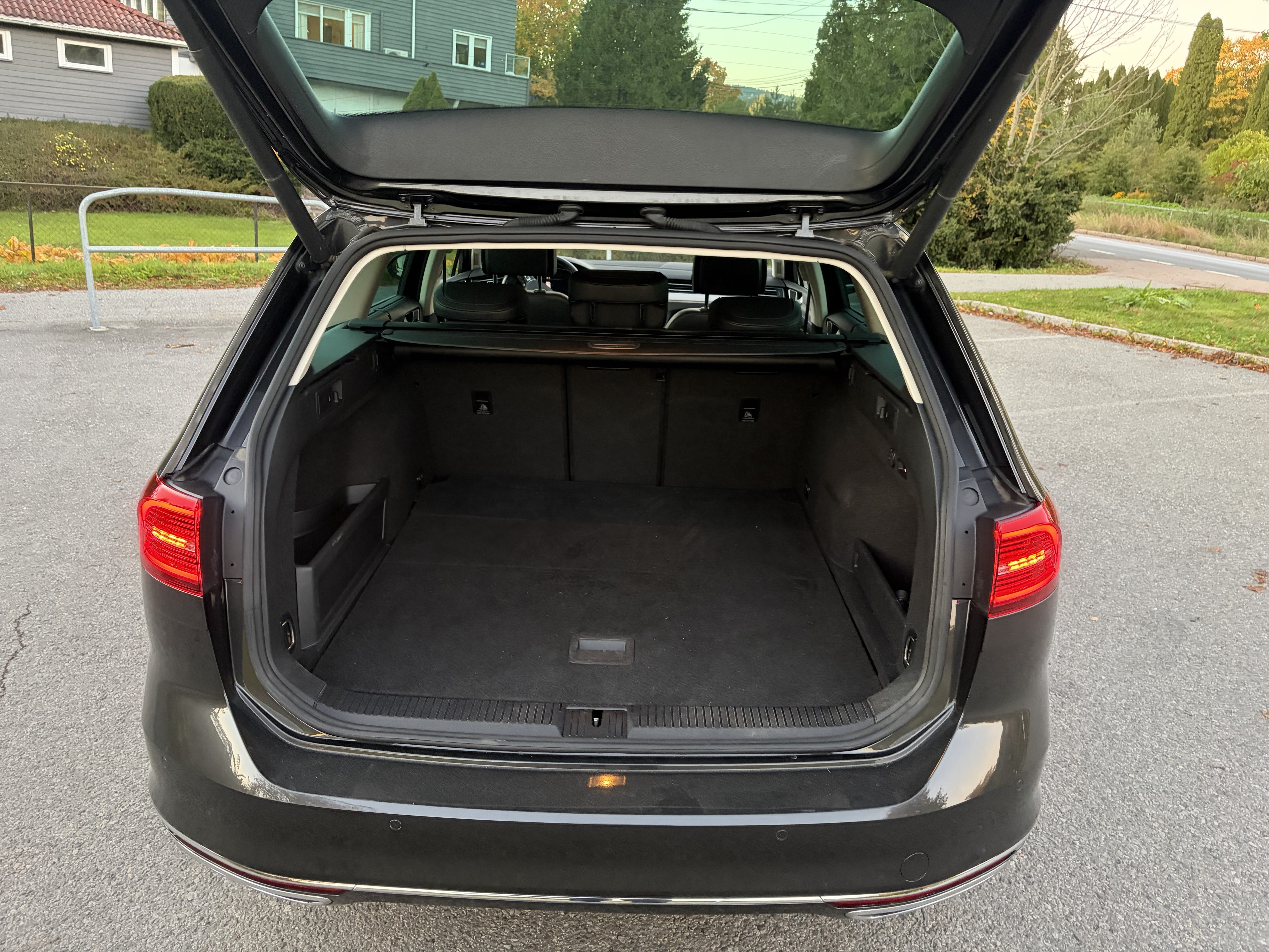 Volkswagen Passat GTE Hybrid med Bluetooth audio