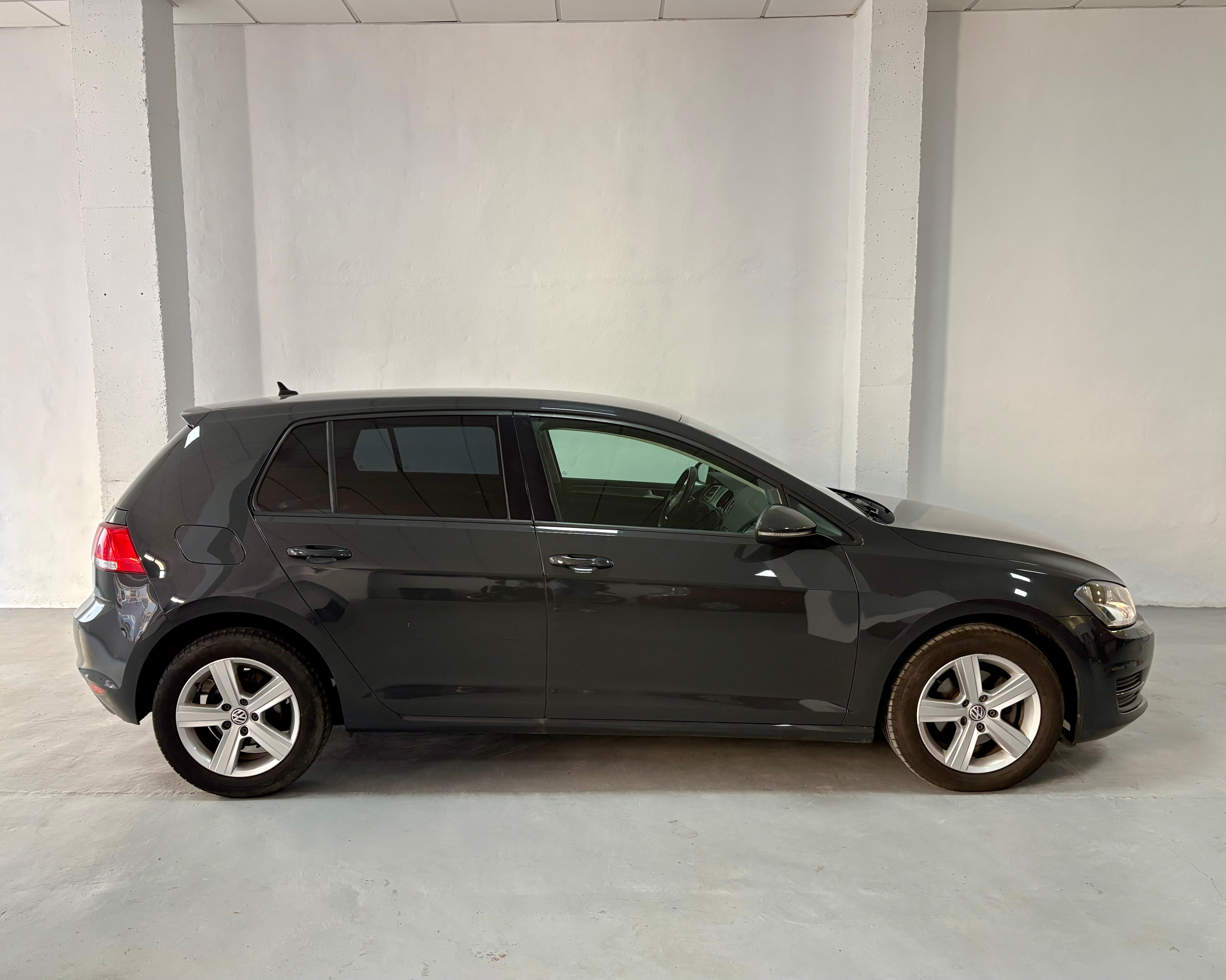 Volkswagen Golf con Aire acondicionado