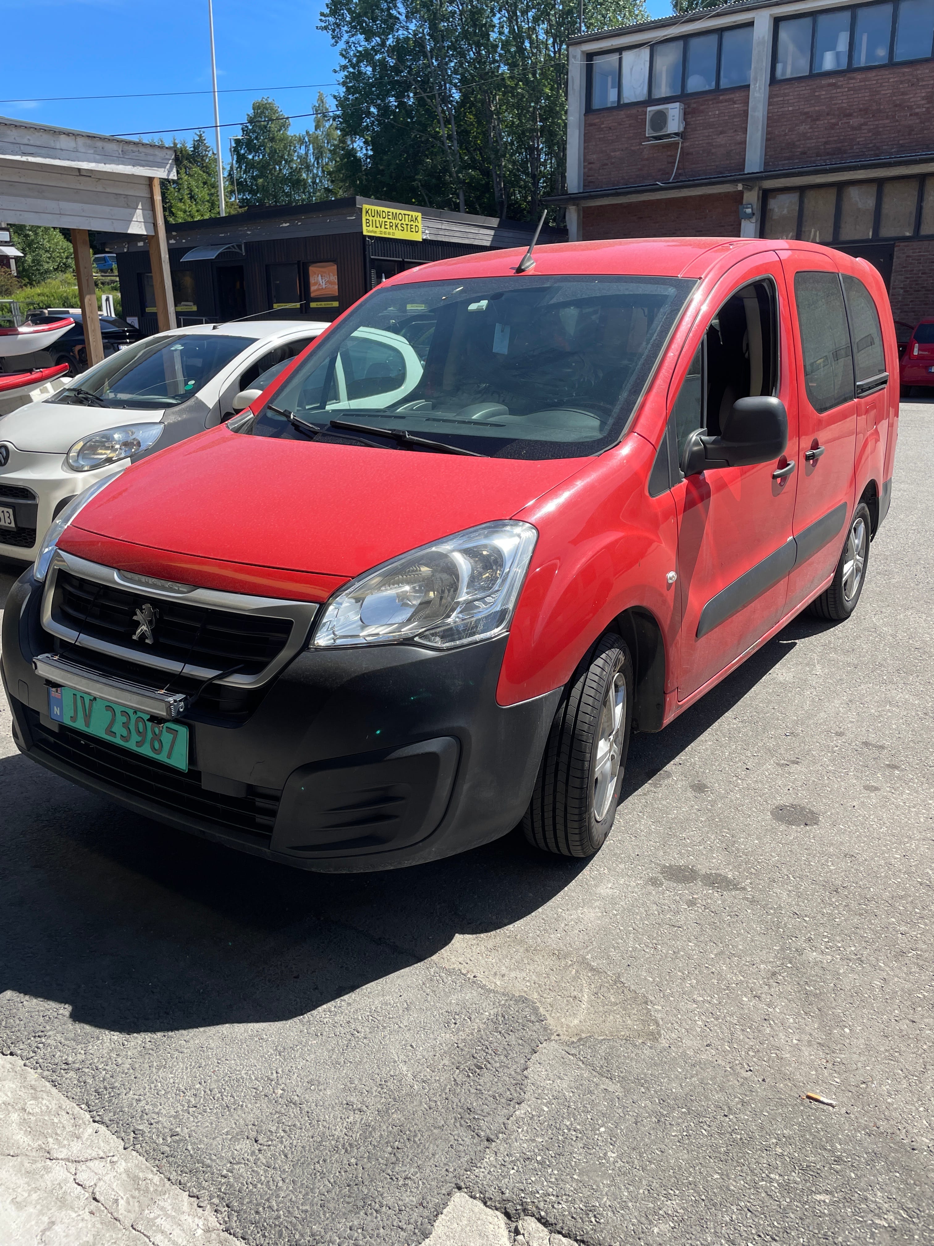 Peugeot Partner, 2016, Diesel, automatisk