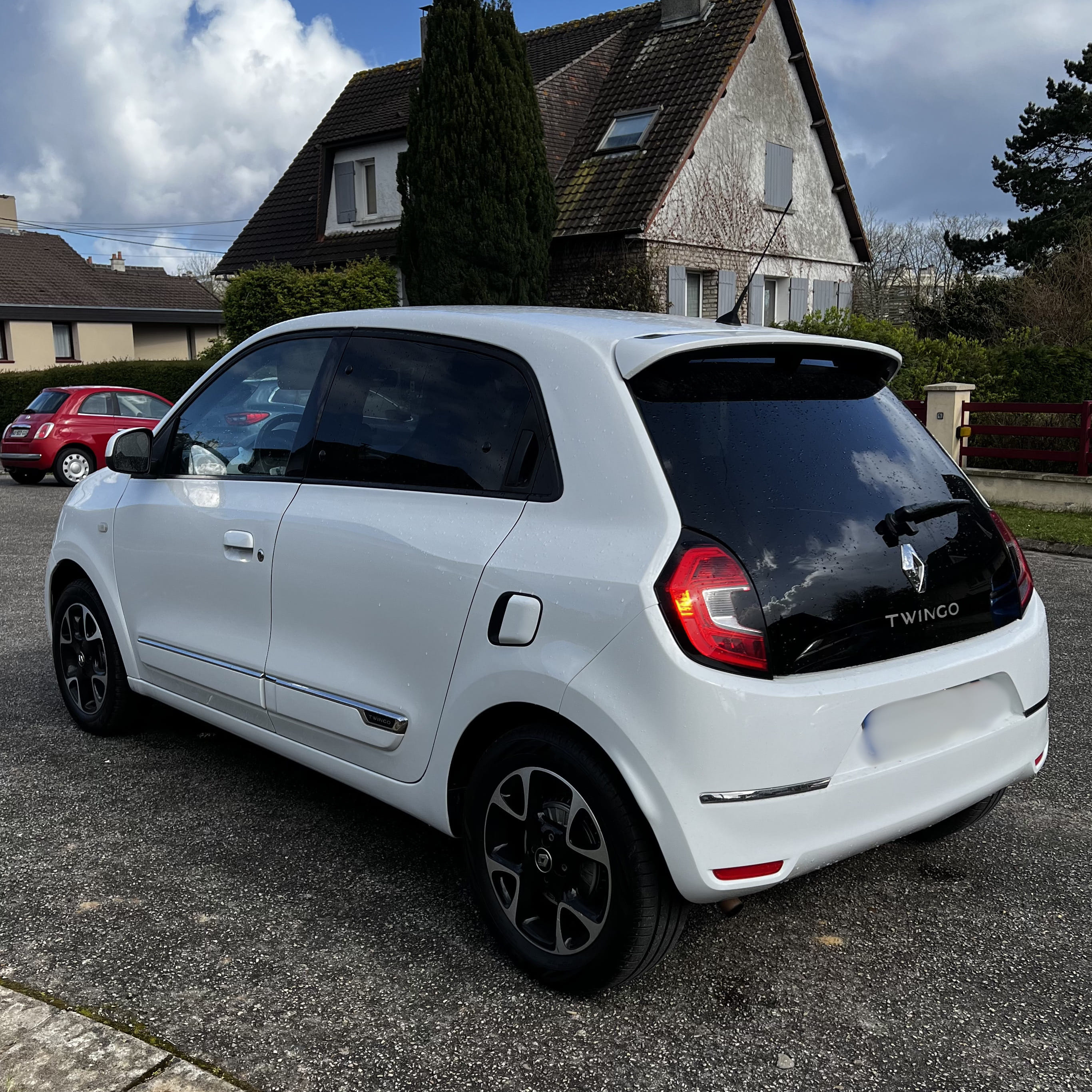Renault Twingo III avec GPS