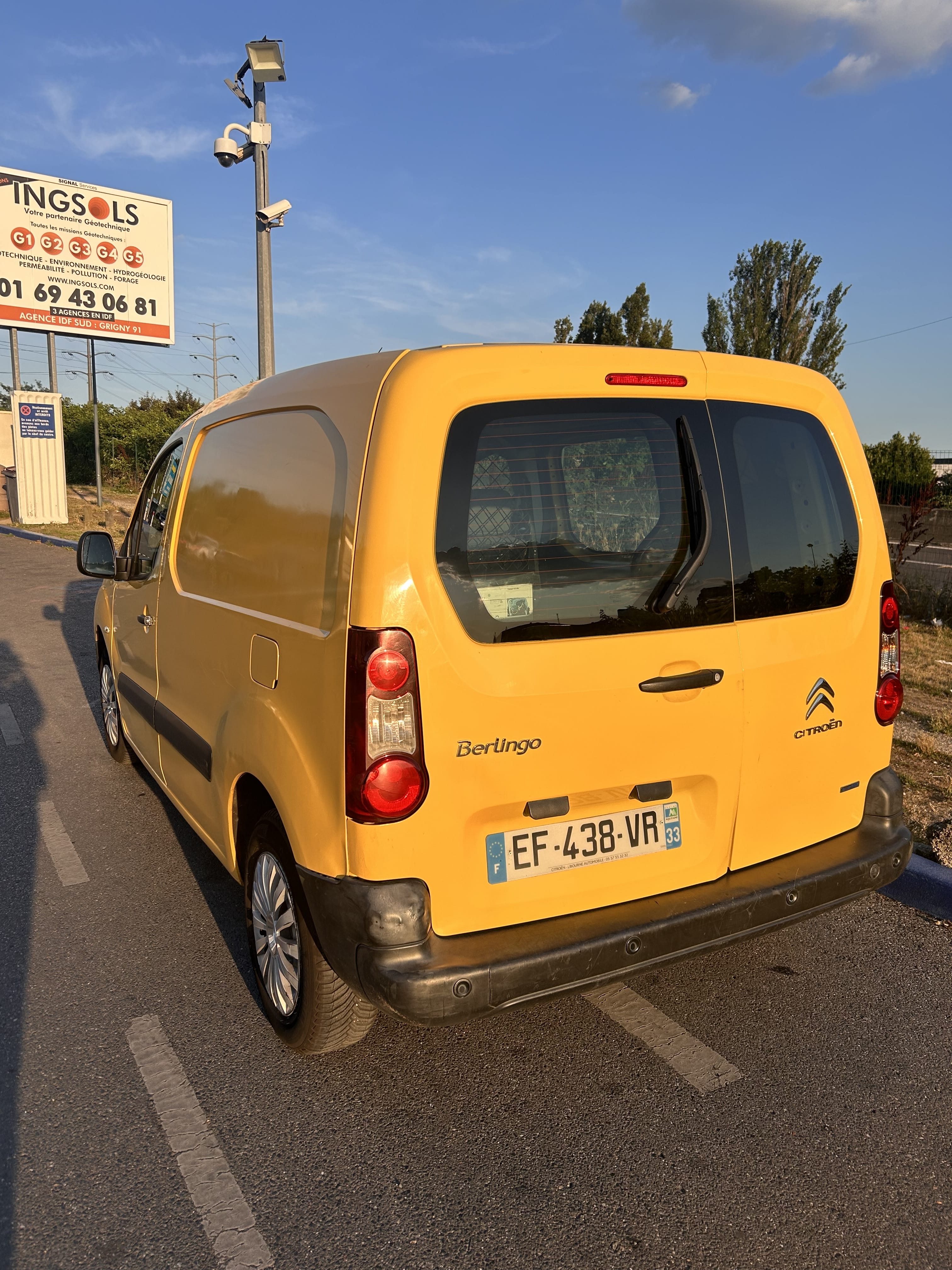 Citroen Berlingo avec Entrée audio / iPod