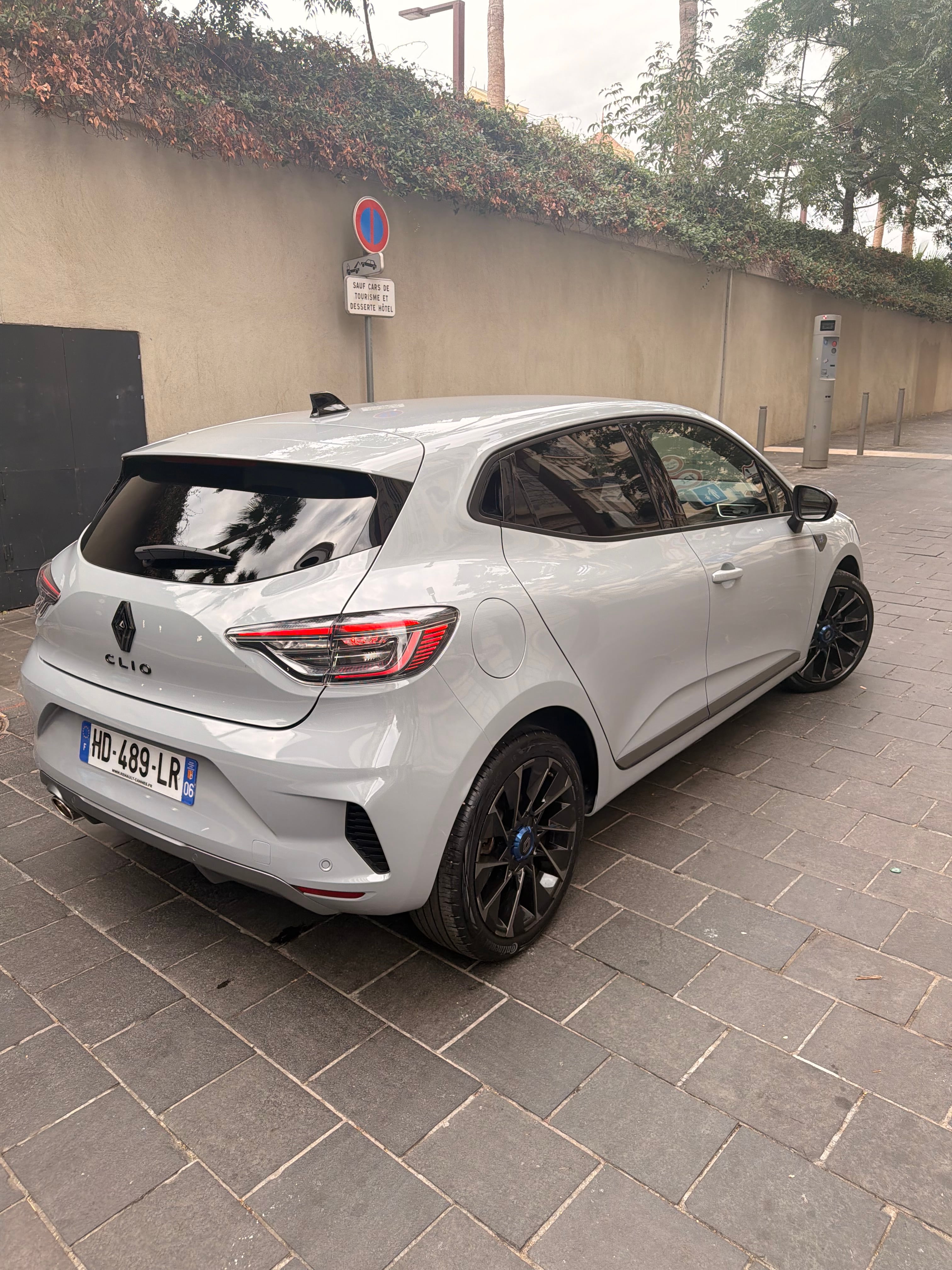 Renault Clio Alpine med Cruisekontroll