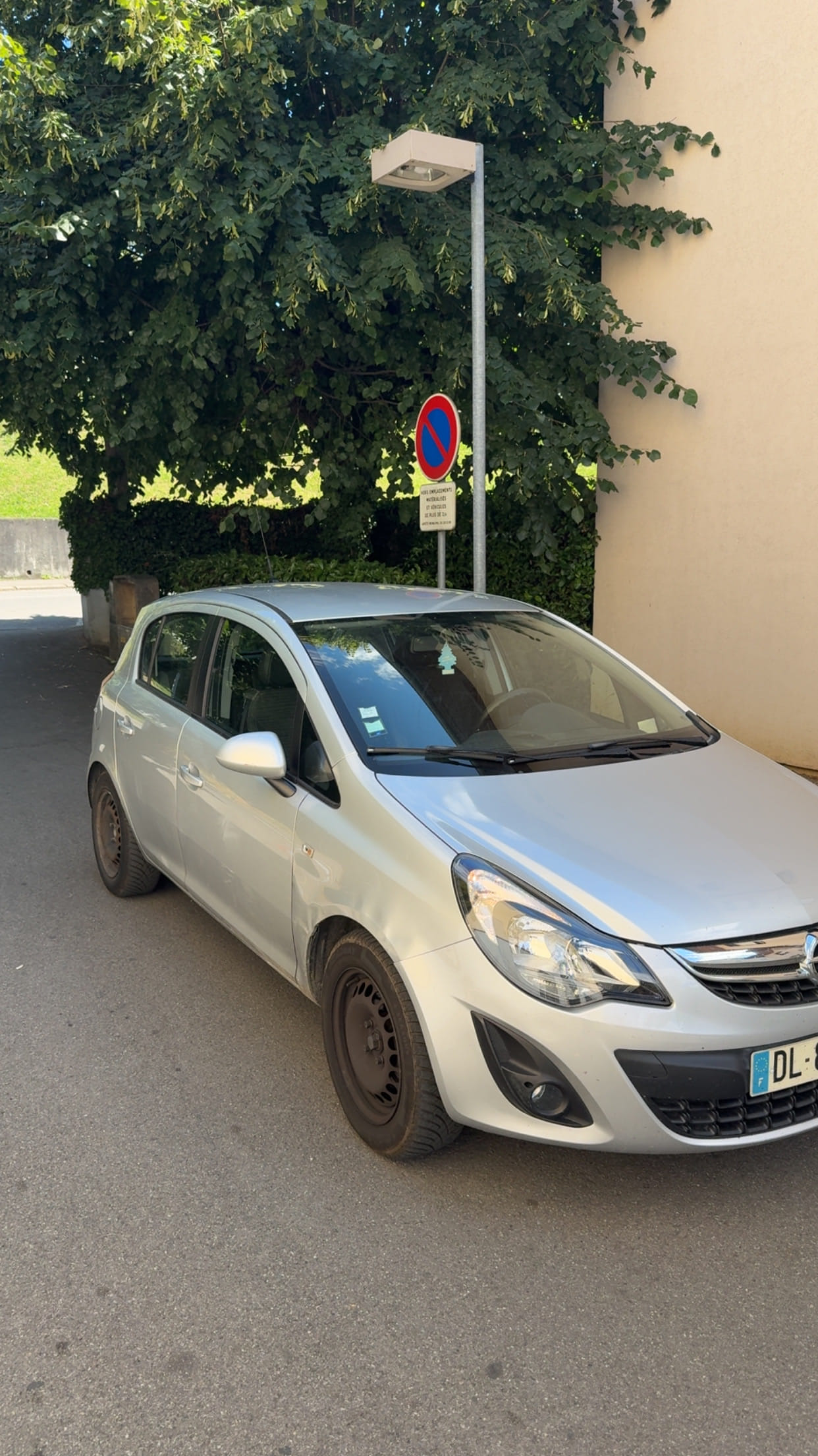 Opel Corsa avec Climatisation