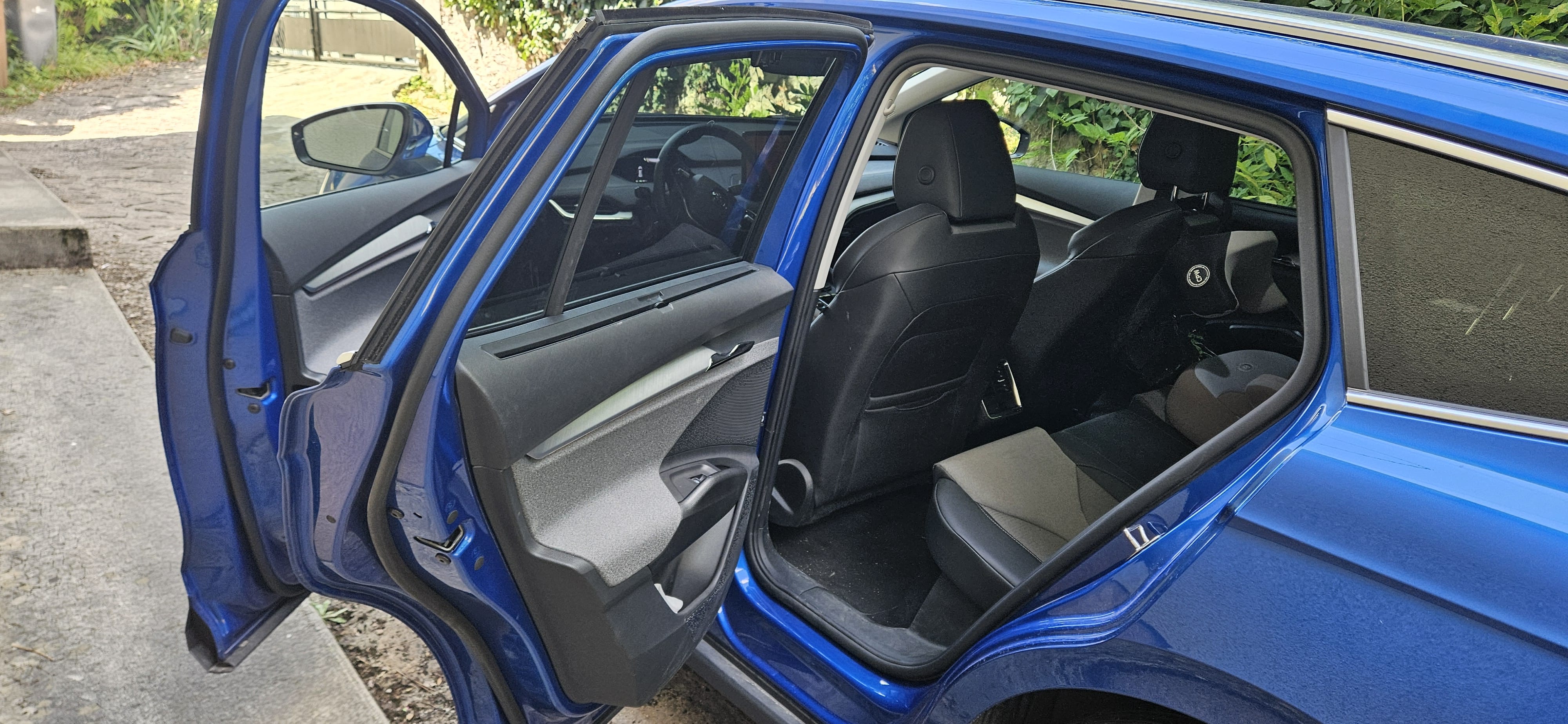 Skoda Enyaq 60 avec Siège bébé