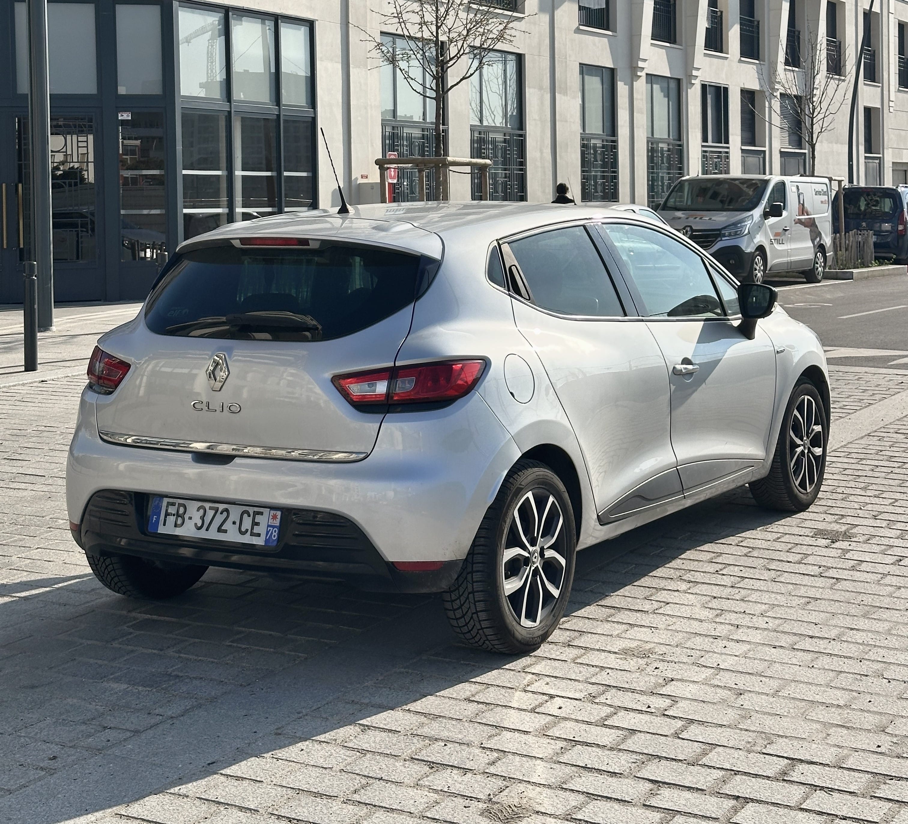 Renault Clio édition LIMITED avec Climatisation